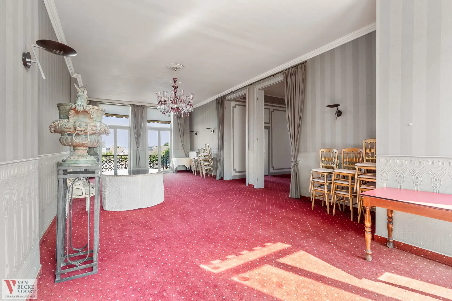 Imposant herenhuis met feestzaal foto 20