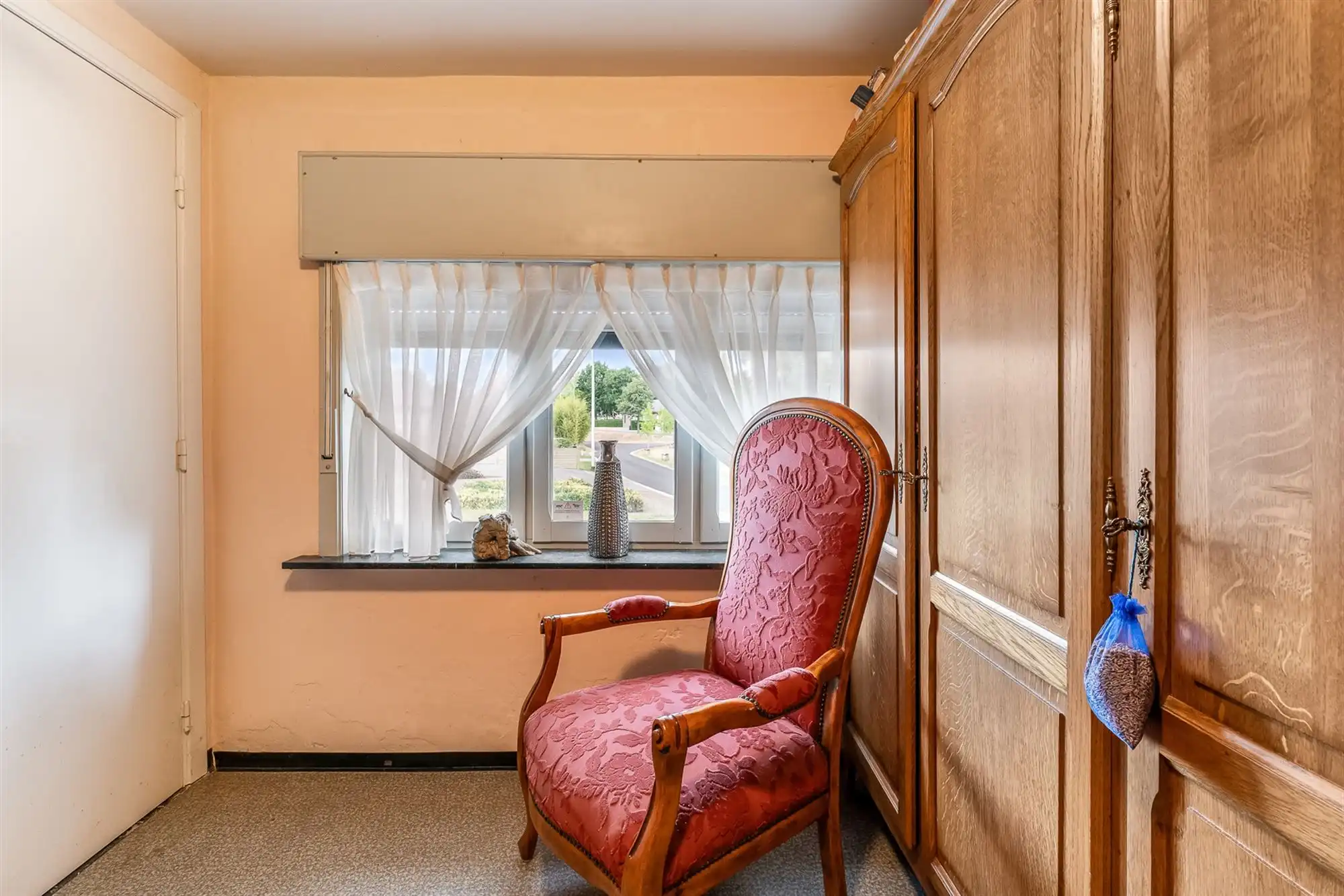 UNIEKE TE RENOVEREN KARAKTERVOLLE LANGGEVELHOEVE UITERST RUSTIG GELEGEN TE OOSTHAM foto 13