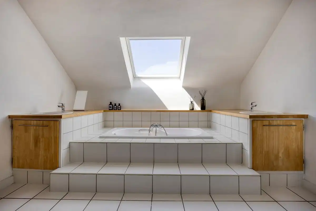 Karaktervolle viergevel woning op 24 are in Grimbergen – wonen en werken op toplocatie foto 36