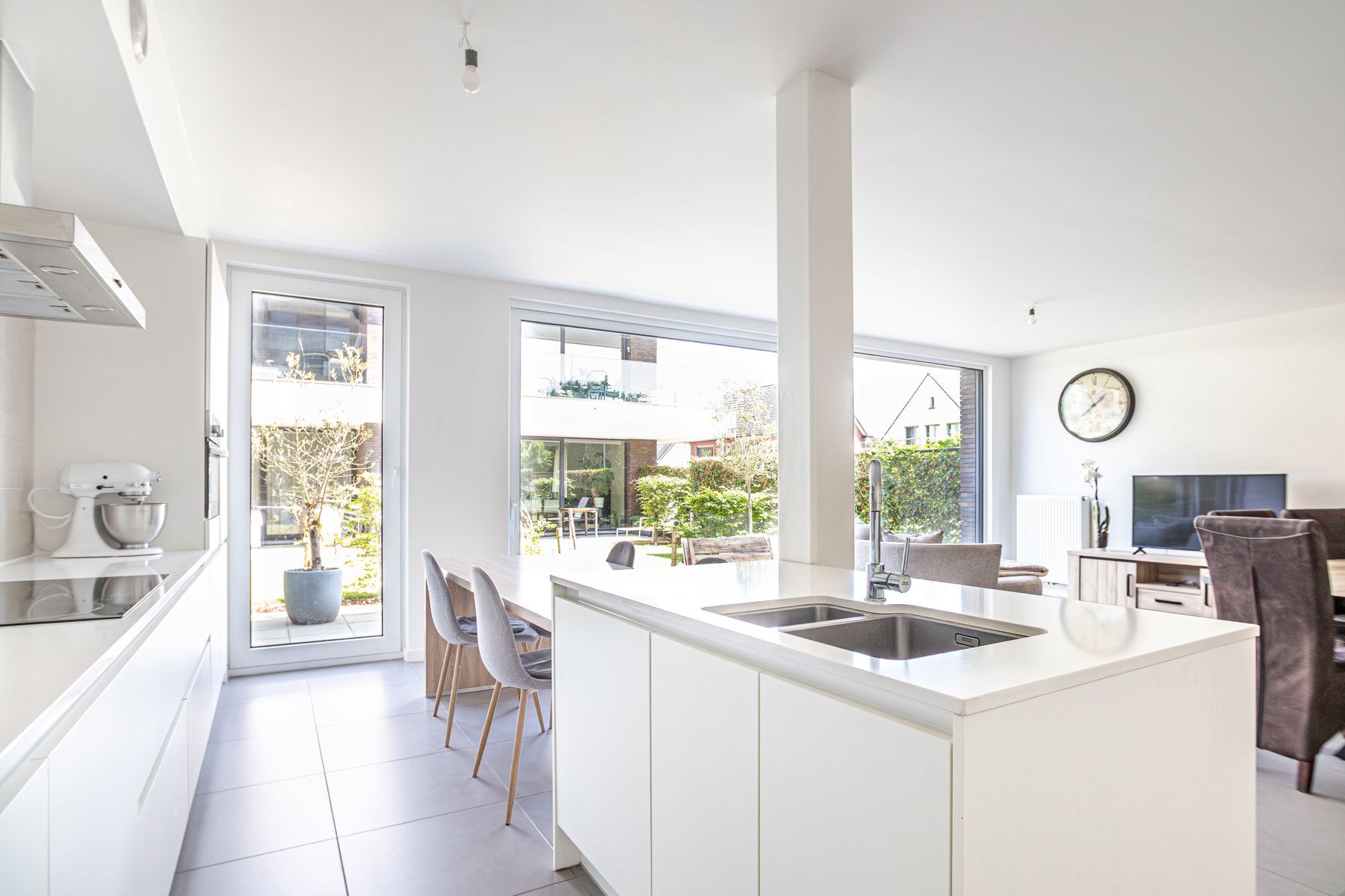 Gelijkvloers wonen in stijl: 128m², 3 slpks, 2 badk + tuin foto 9