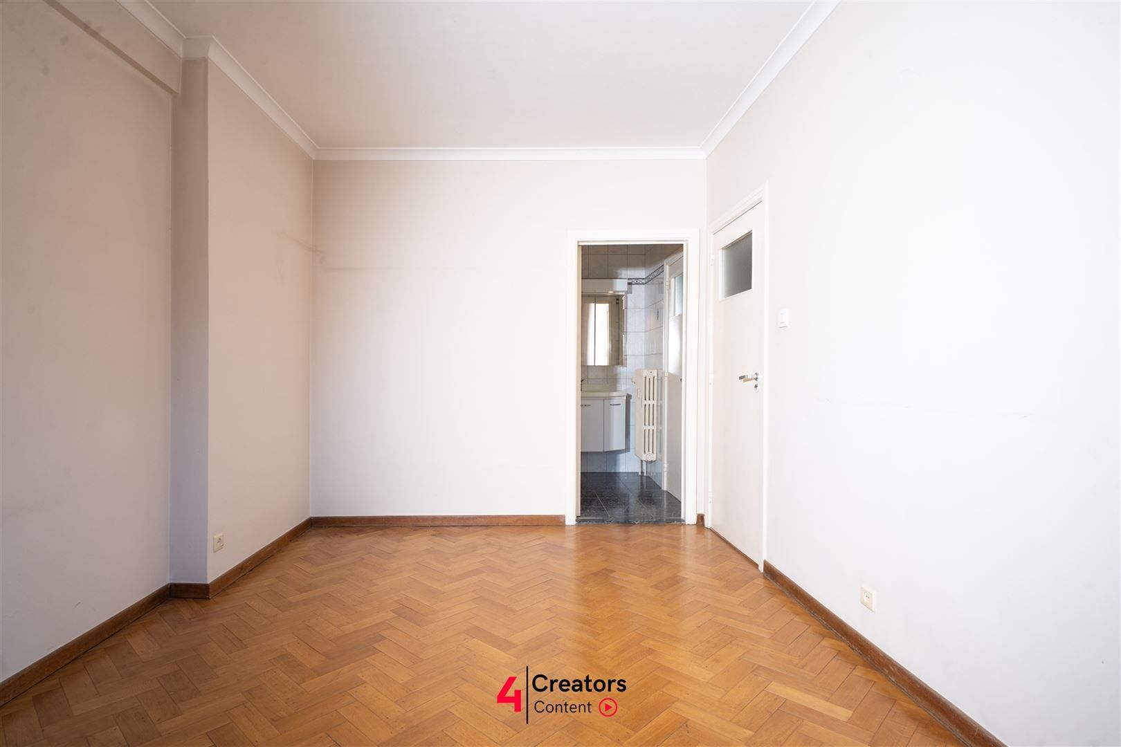 Stijlvol appartement in het bruisende hart van Sint-Niklaas! foto 10