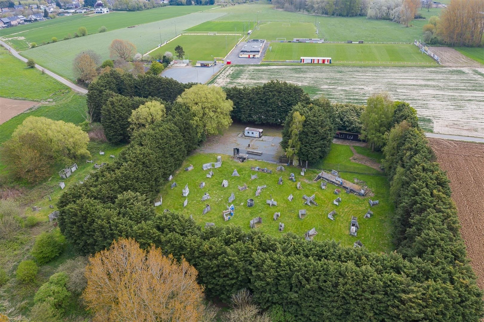 Het perceel is gelegen in de Molendreef te Geraardsbergen foto 11