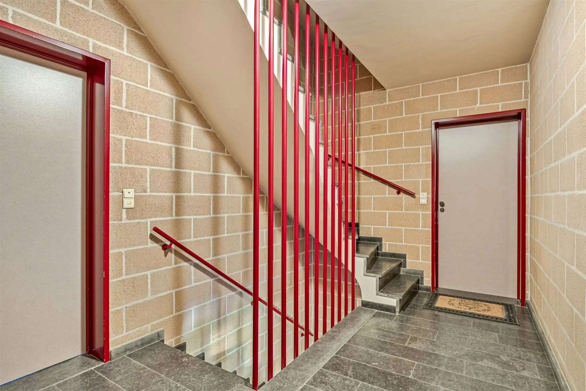 Glvrs 2-slaapkamer app LINKS foto 4