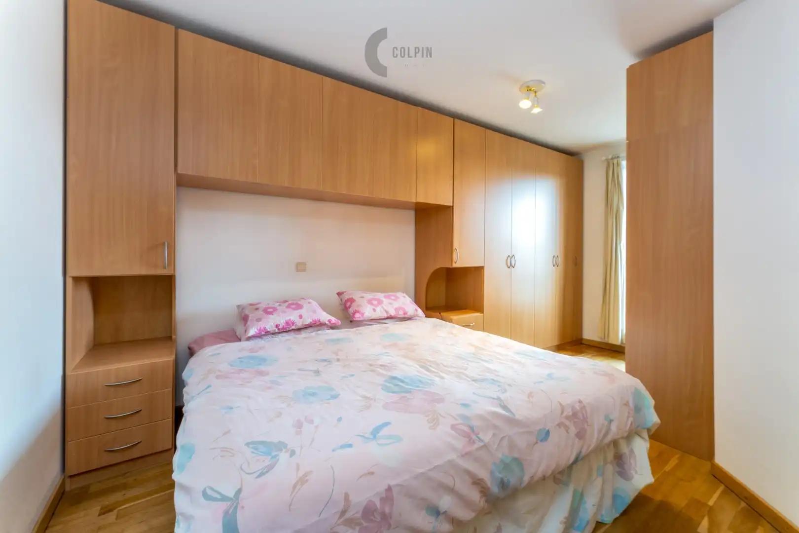 Centraal gelegen appartement op de Knokkestraat met open zicht foto 8