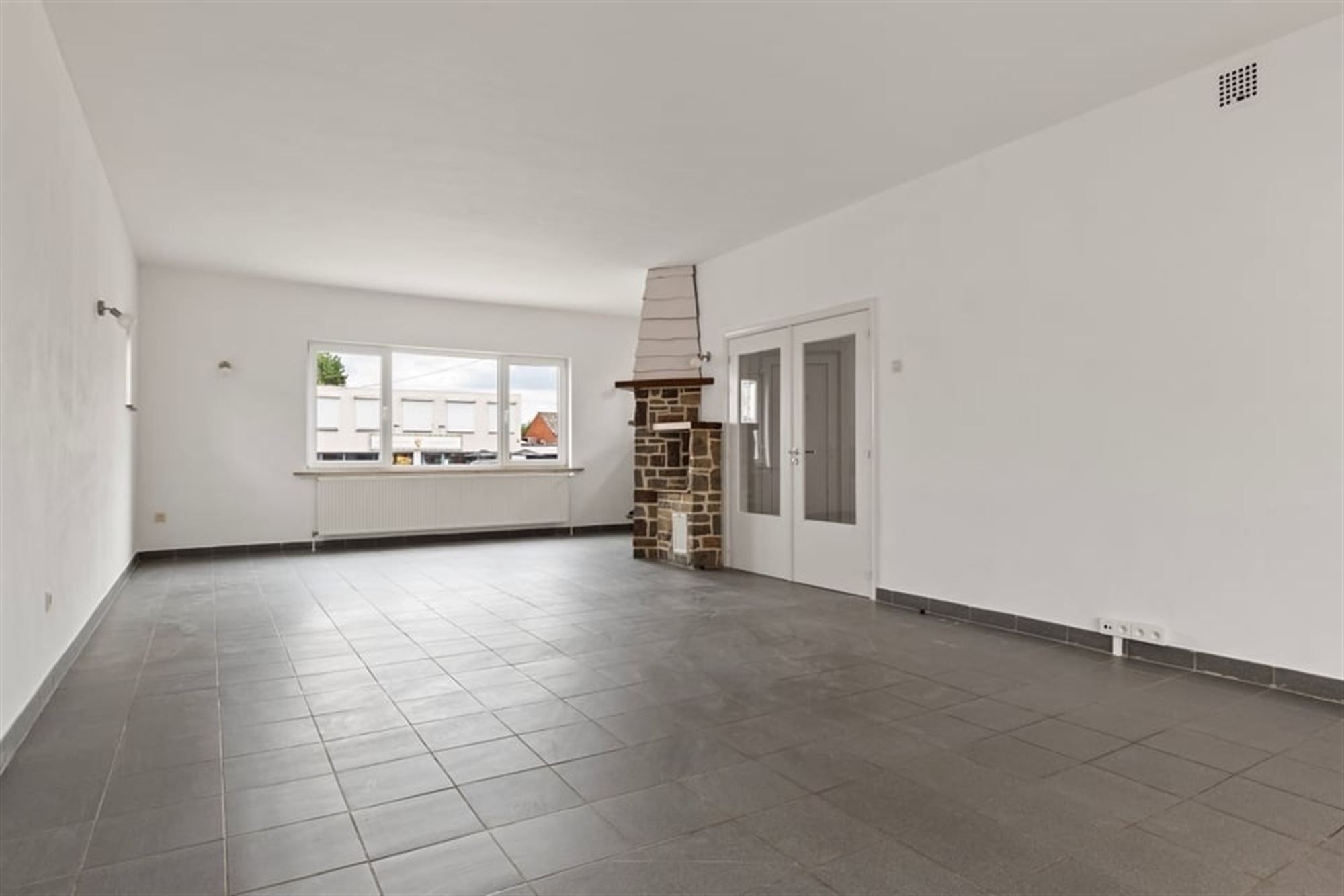 OPEN BEBOUWING MET 3 SLKS EN GARAGE IN ZEPPEREN foto 8