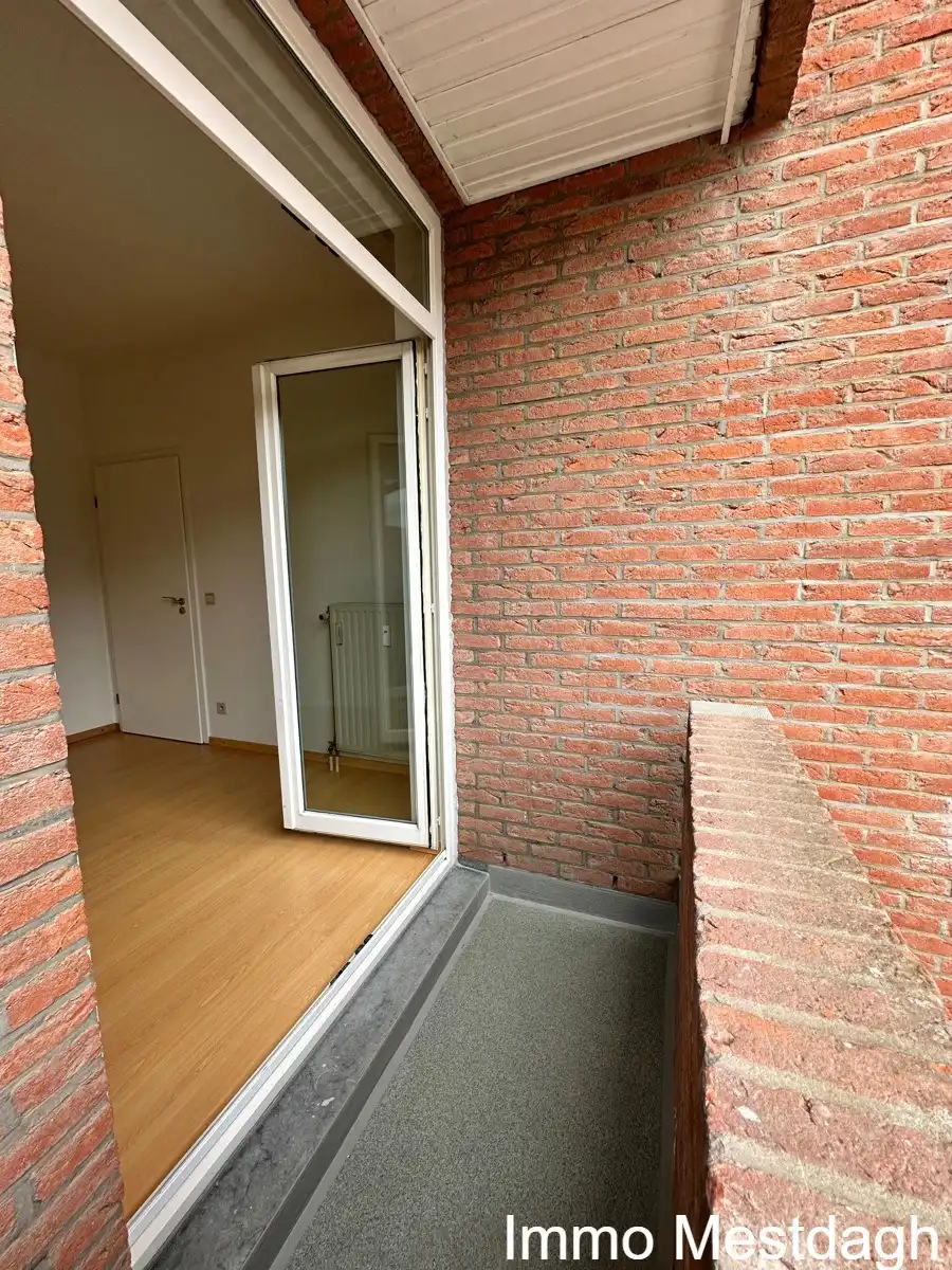 Royaal appartement met garagebox en zicht op de Schaffense Poort. foto 31