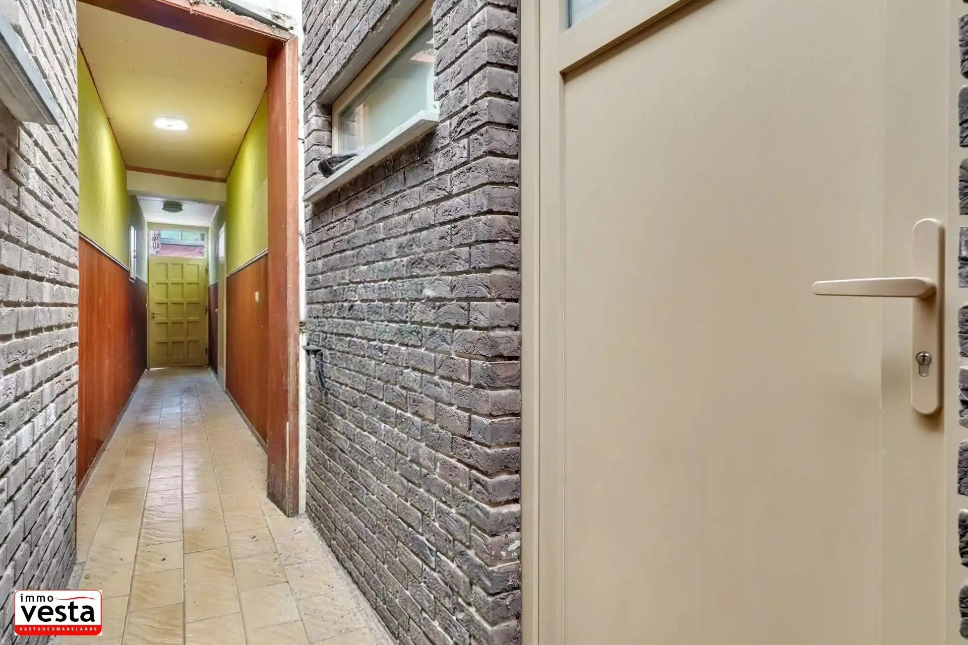 Ruime, gerenoveerde woning op goede locatie foto 5