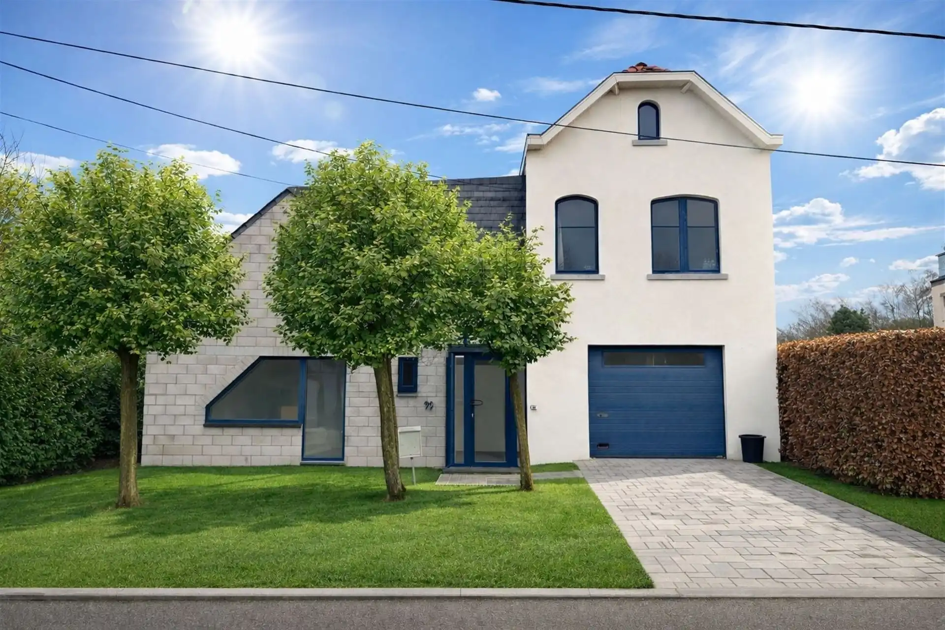 Aangename gerenoveerde villa op ruim perceel foto 2