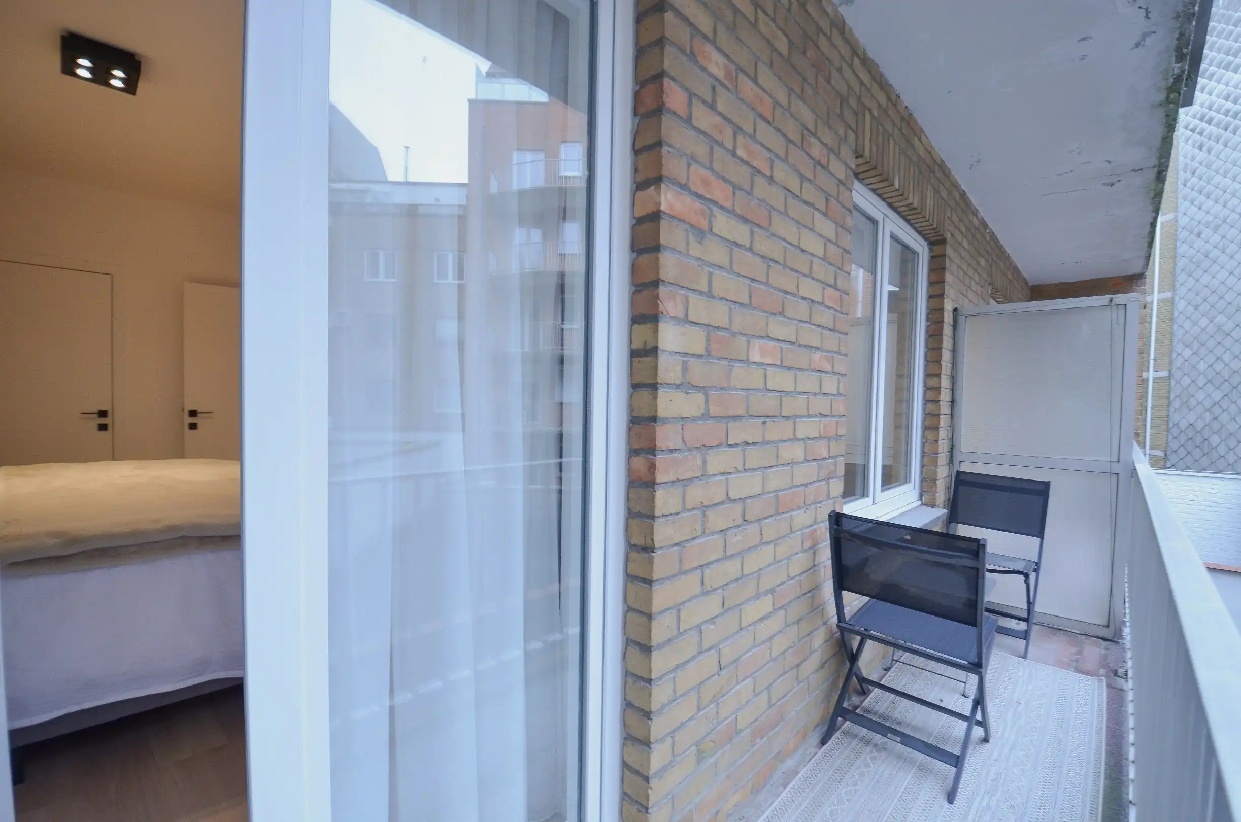 Volledig gerenoveerd appartement met een mooi zeezicht gelegen tussen het Driehoeksplein en Albertplein. foto 17