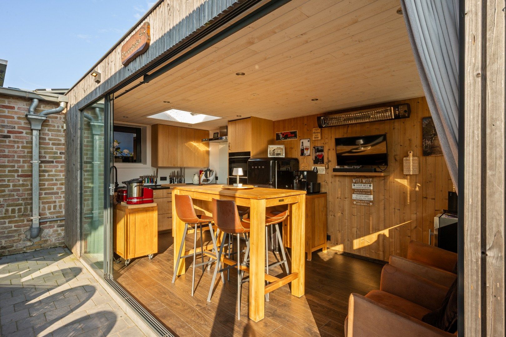 Instapklare halfopen woning met 3 slaapkamers, garage, tuin en mancave in Mesen foto 22