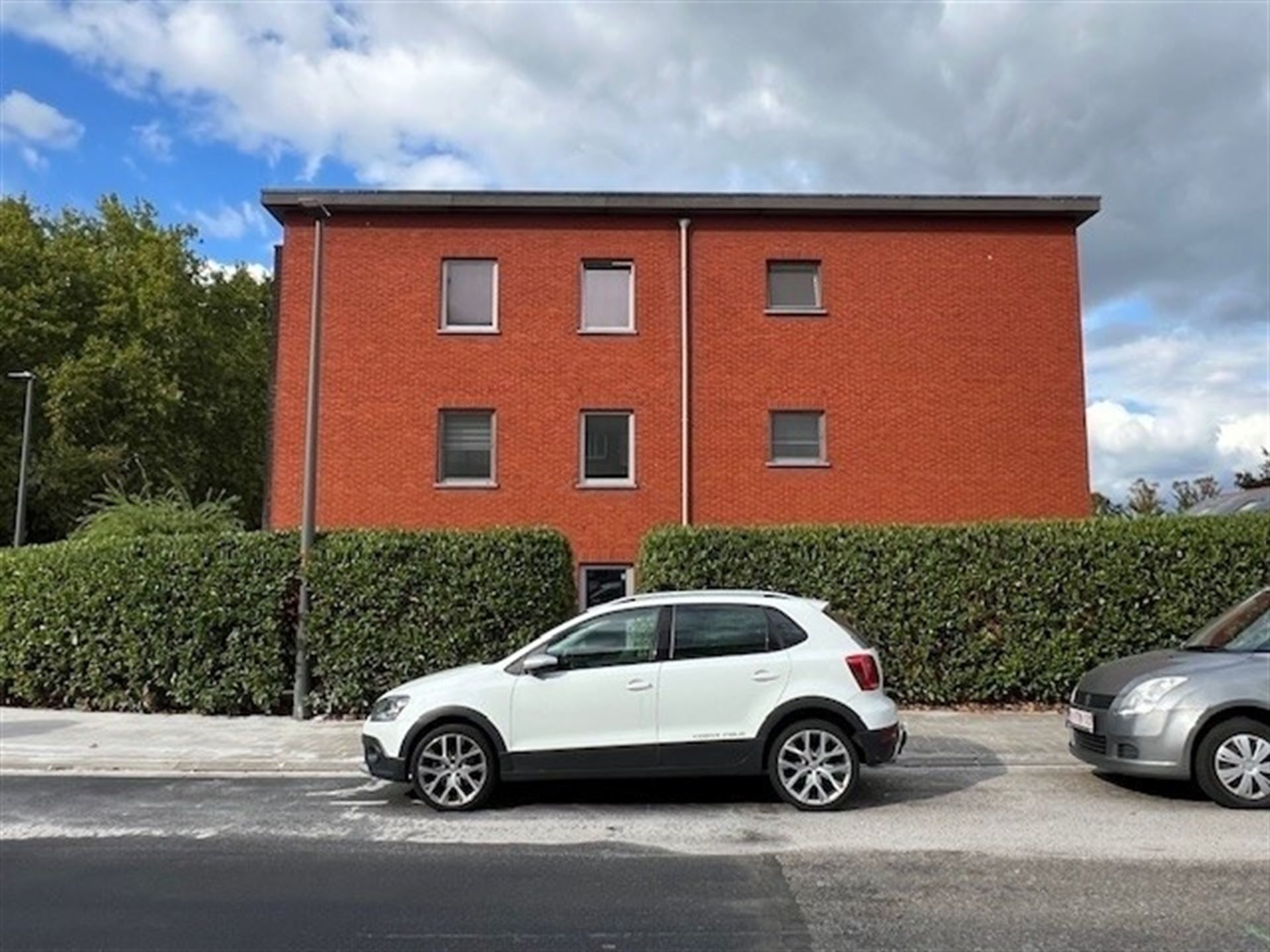 Stijlvol appartement met 2 slaapkamers en grote tuin! foto 24