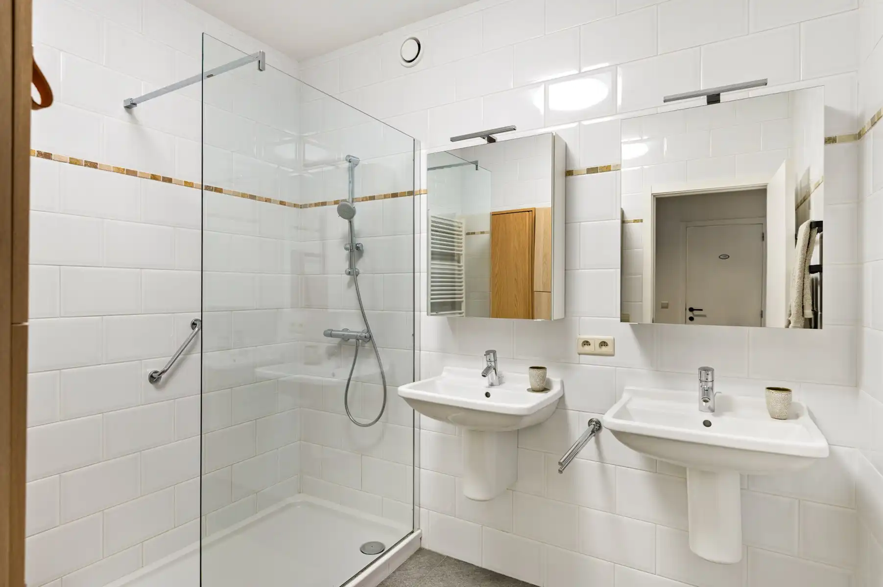 Gelijkvloers appartement met tuin en staanplaats foto 14