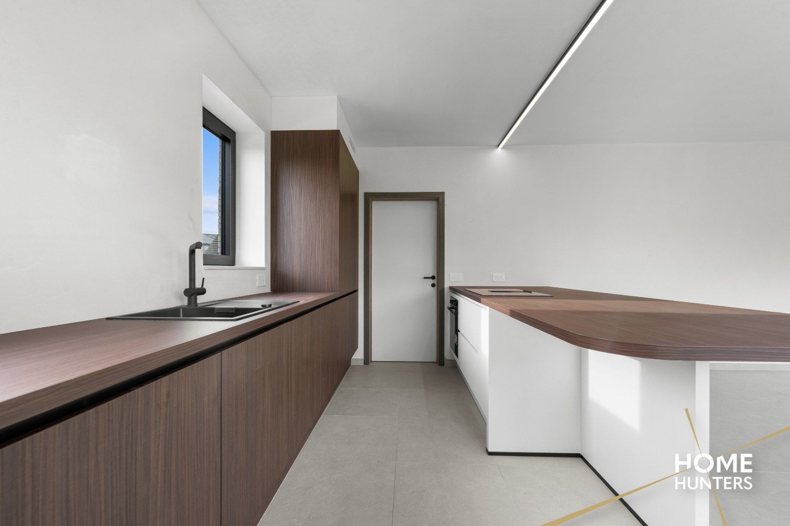 Luxueus afgewerkte nieuwbouwwoning te Vlamertinge  foto 6