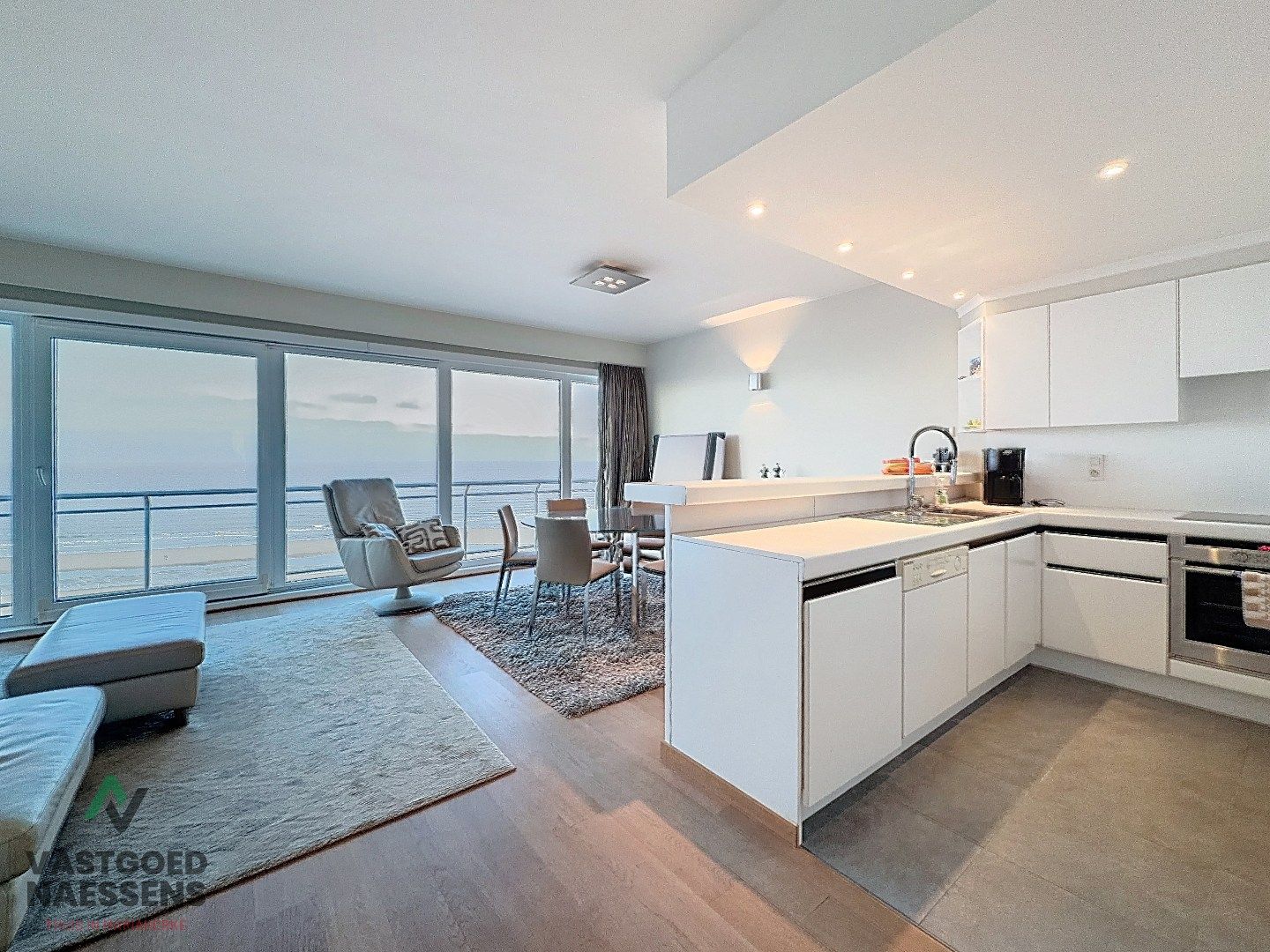 SCHITTEREND VERNIEUWD 2 SLPK APP - ZICHT OP ZEE EN TERRASSEN  foto 5