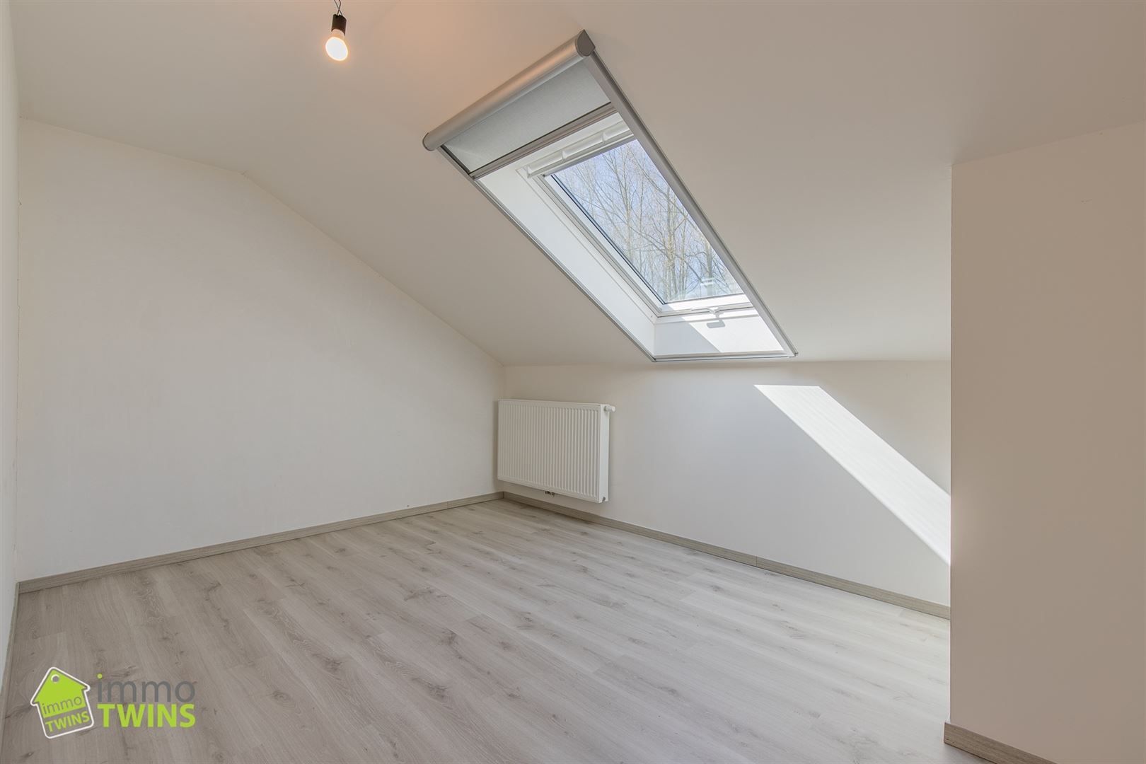 Instapklare OB met 5 slpks, garage en tuin te Grembergen foto 13