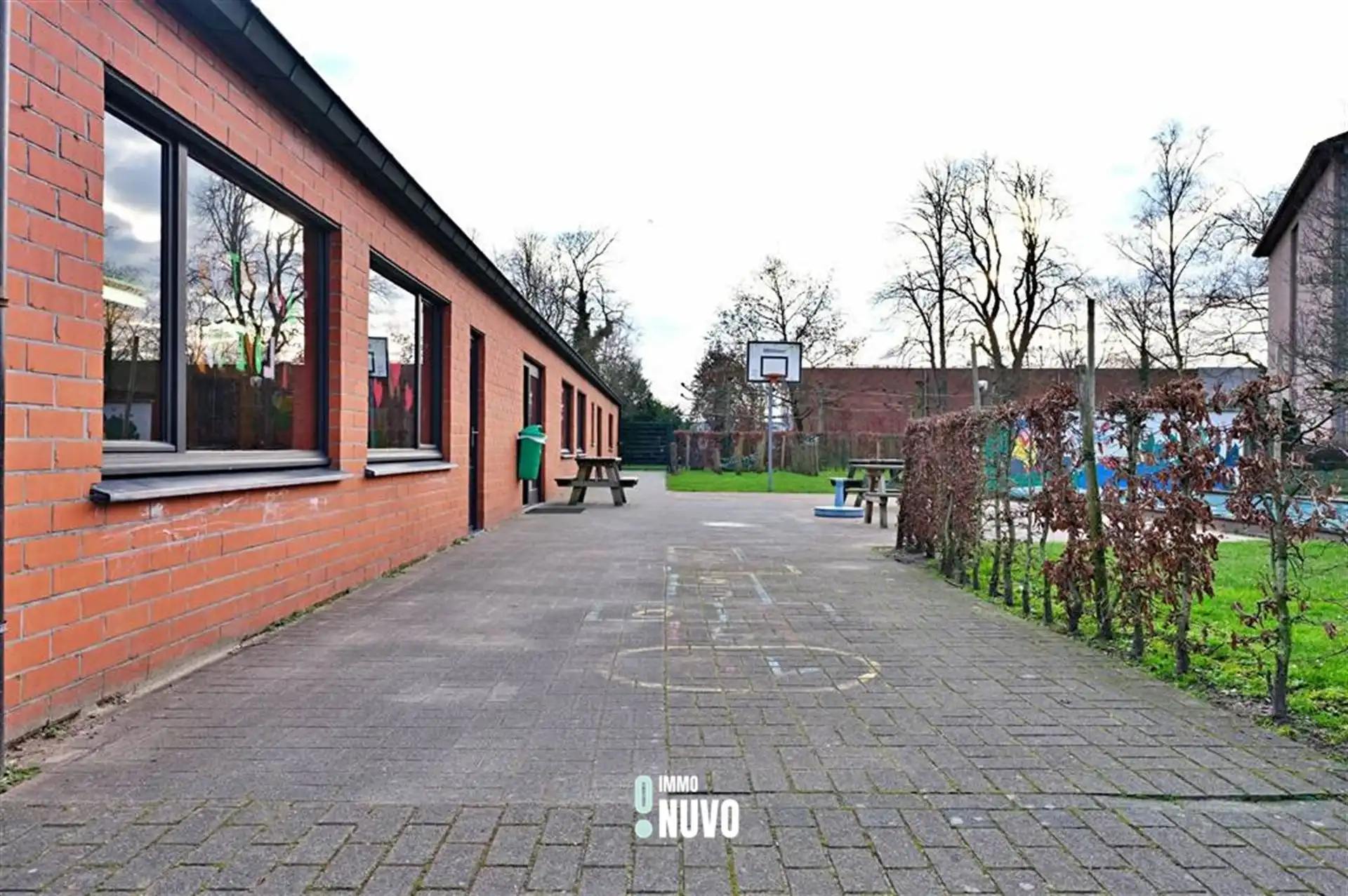 Gemengd gebouw foto 51