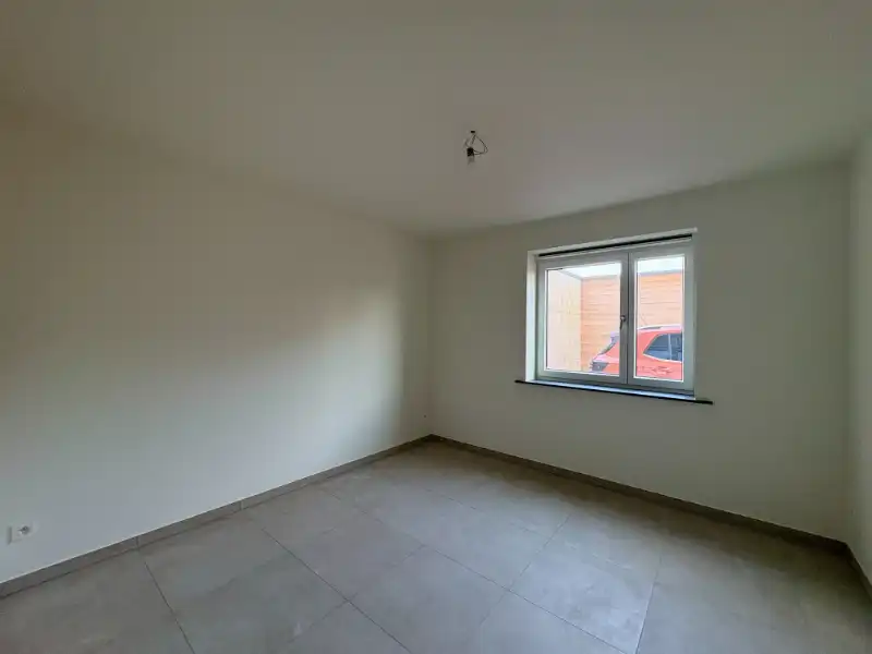 Gelijkvloers nieuwbouwappartement met 3 slaapkamers + terras foto 7