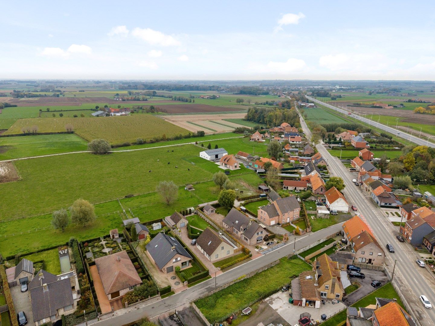  ALLEENSTAANDE VILLA MET 5/6 SLAAPKAMERS, DUBBELE GARAGE EN TUIN  foto 30