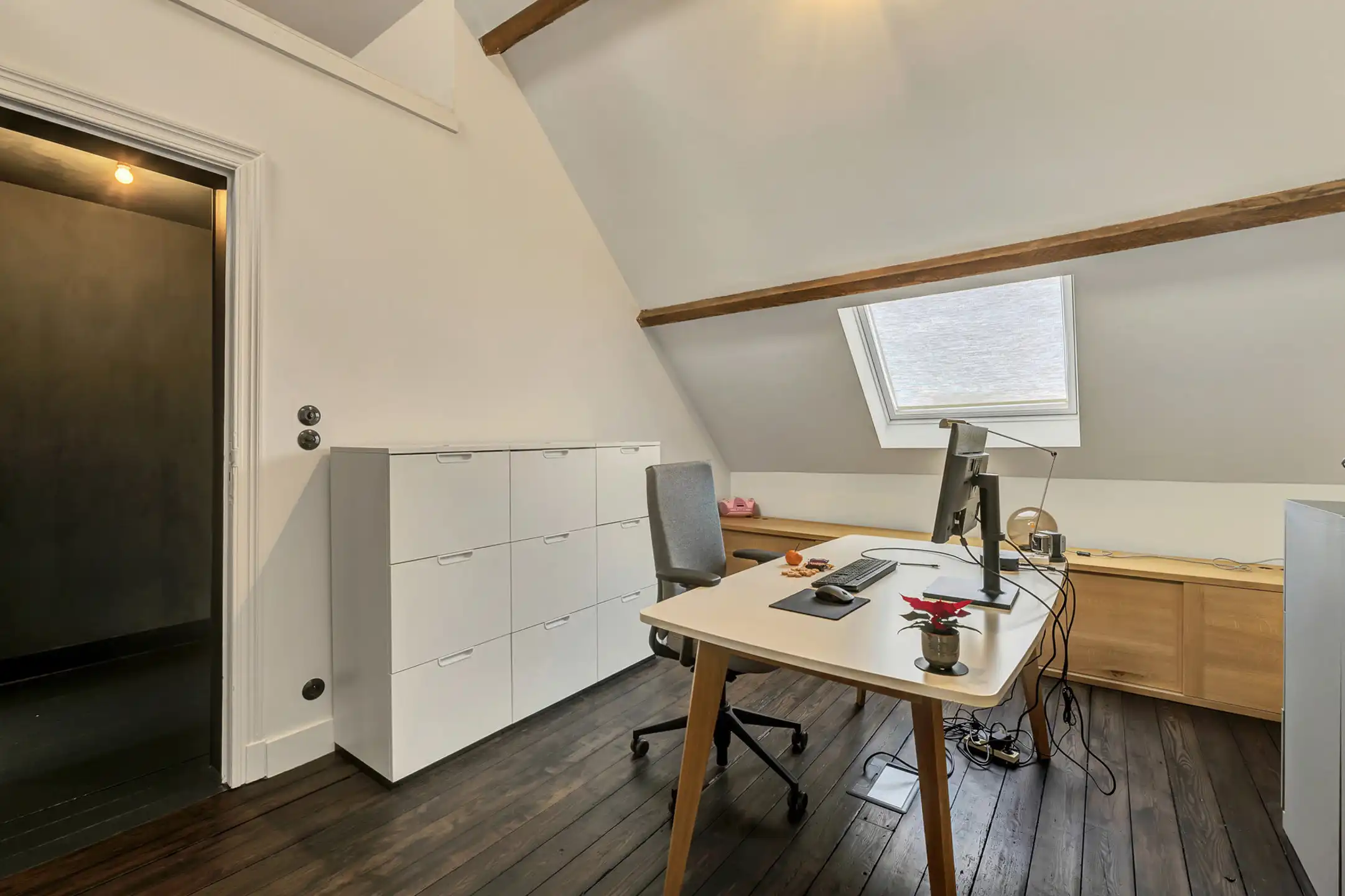 Authentiek gerenoveerd herenhuis in het hart van Aalst foto 21