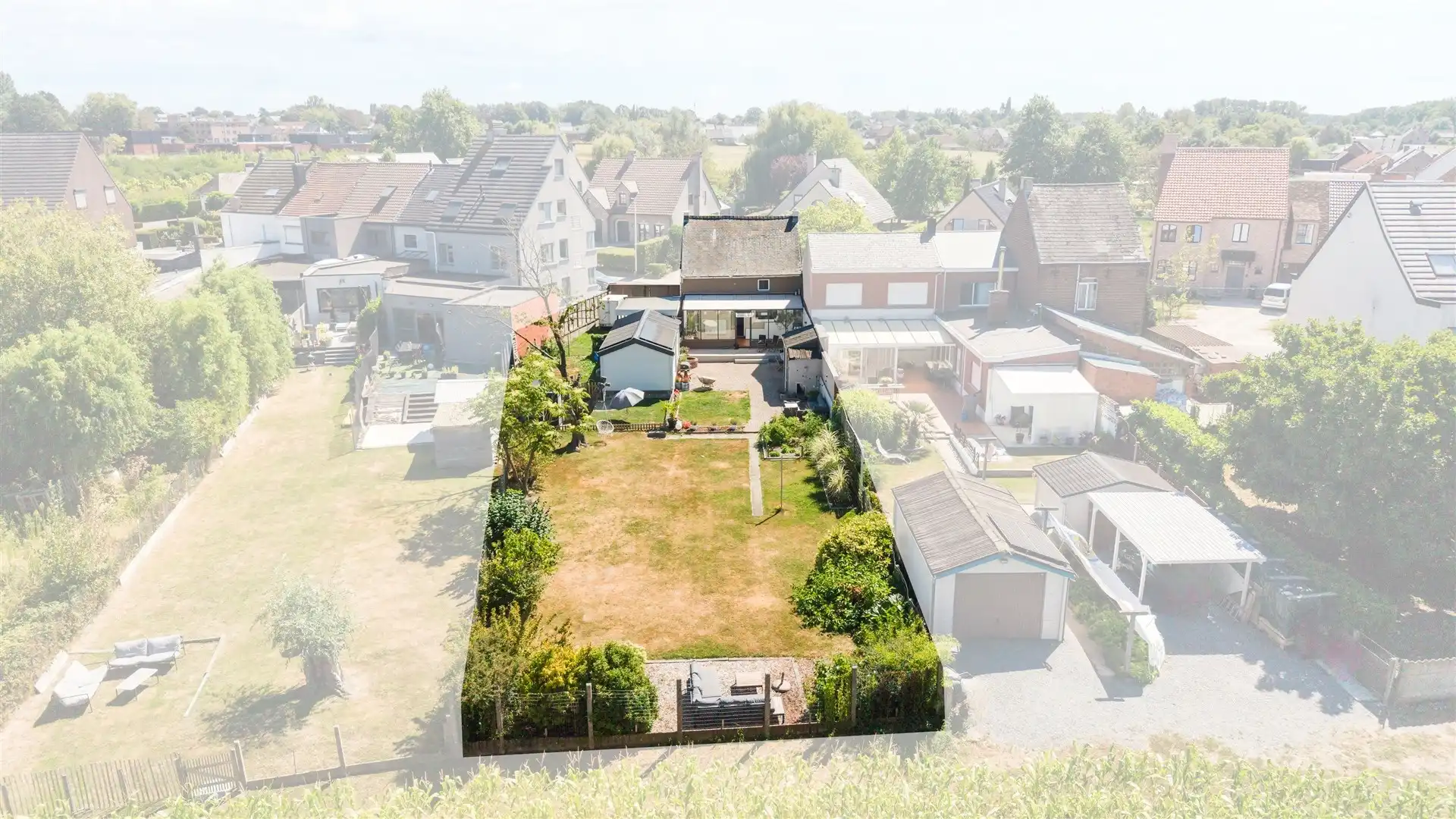 Instapklare woning met 3 slaapkamers op 717 m² in Lede foto 21