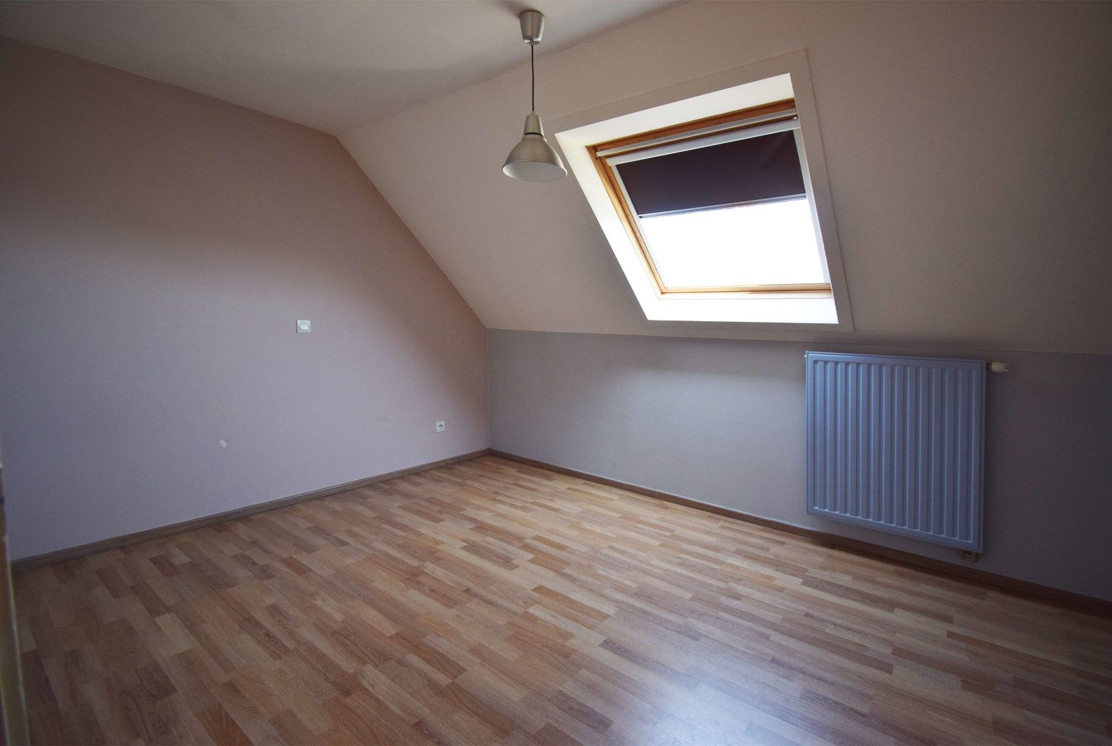 COMFORTABELE RIJWONING MET GARAGE RUSTIG GELEGEN IN CENTRUM MIDDELKERKE foto 8