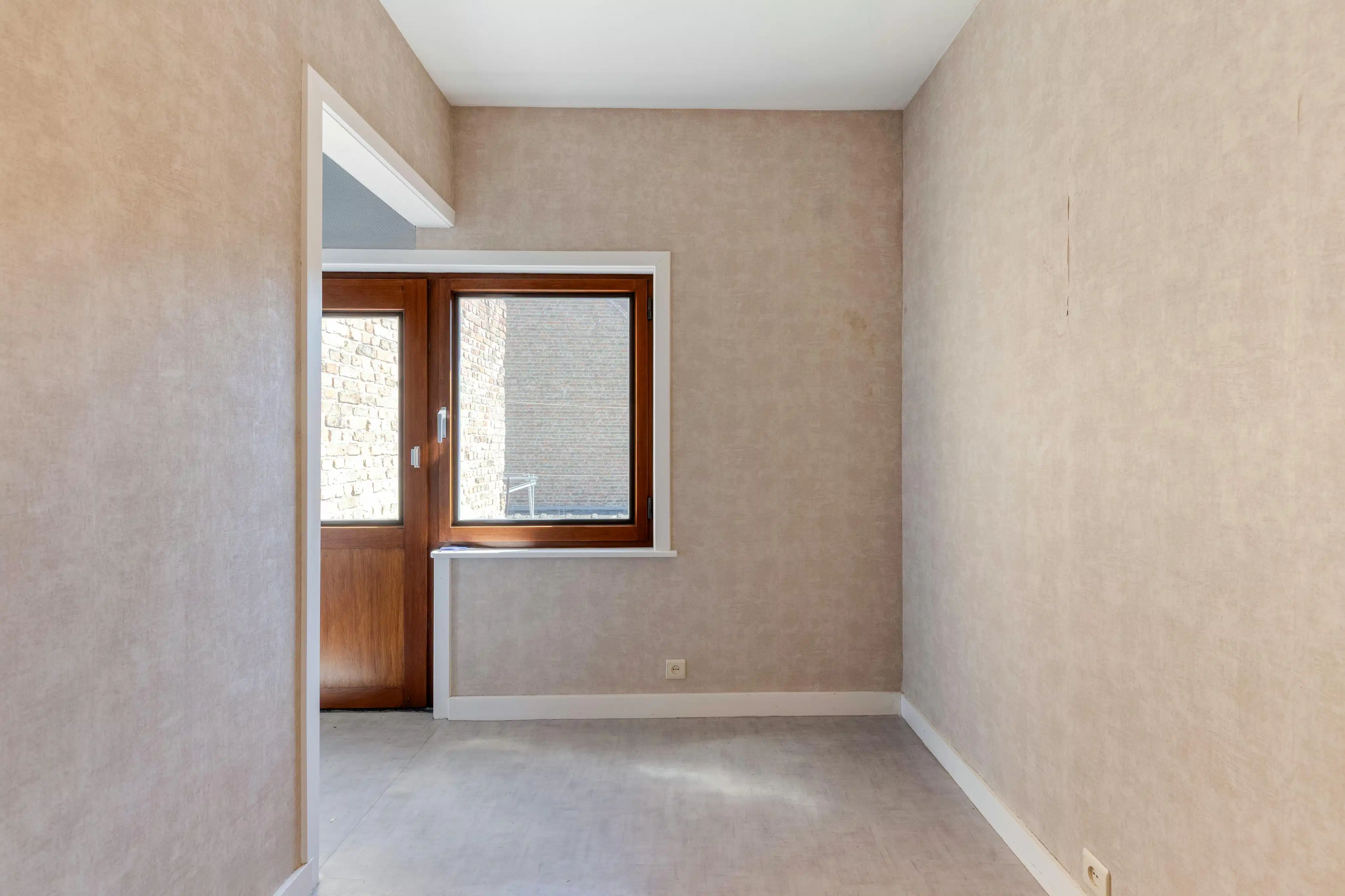 Herenwoning met 3 slaapkamers in het centrum van Veurne. foto 9