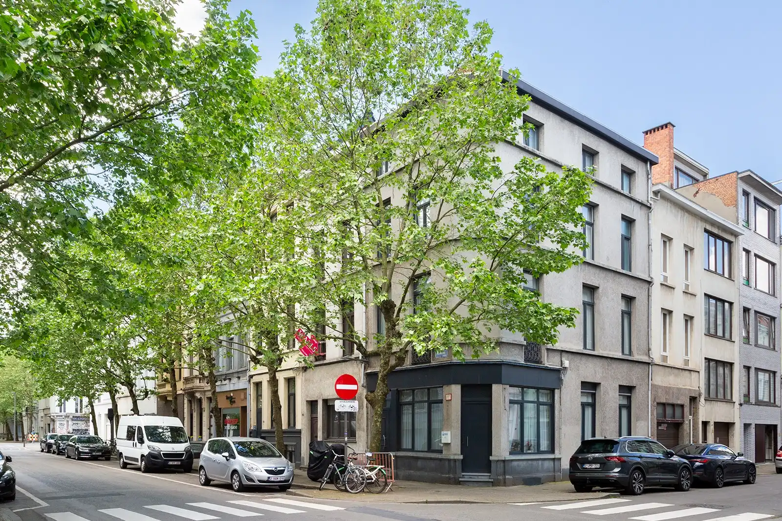 Woning met 6 slaapkamers, volledig naar eigen smaak renoveren foto 33