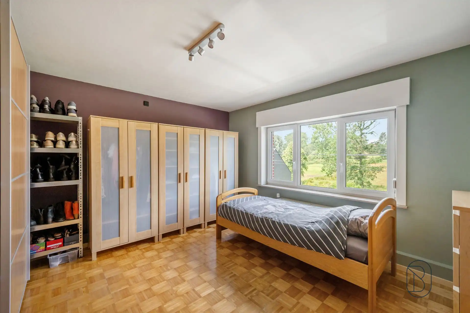 Perfect onderhouden woning met mooie tuin! foto 15