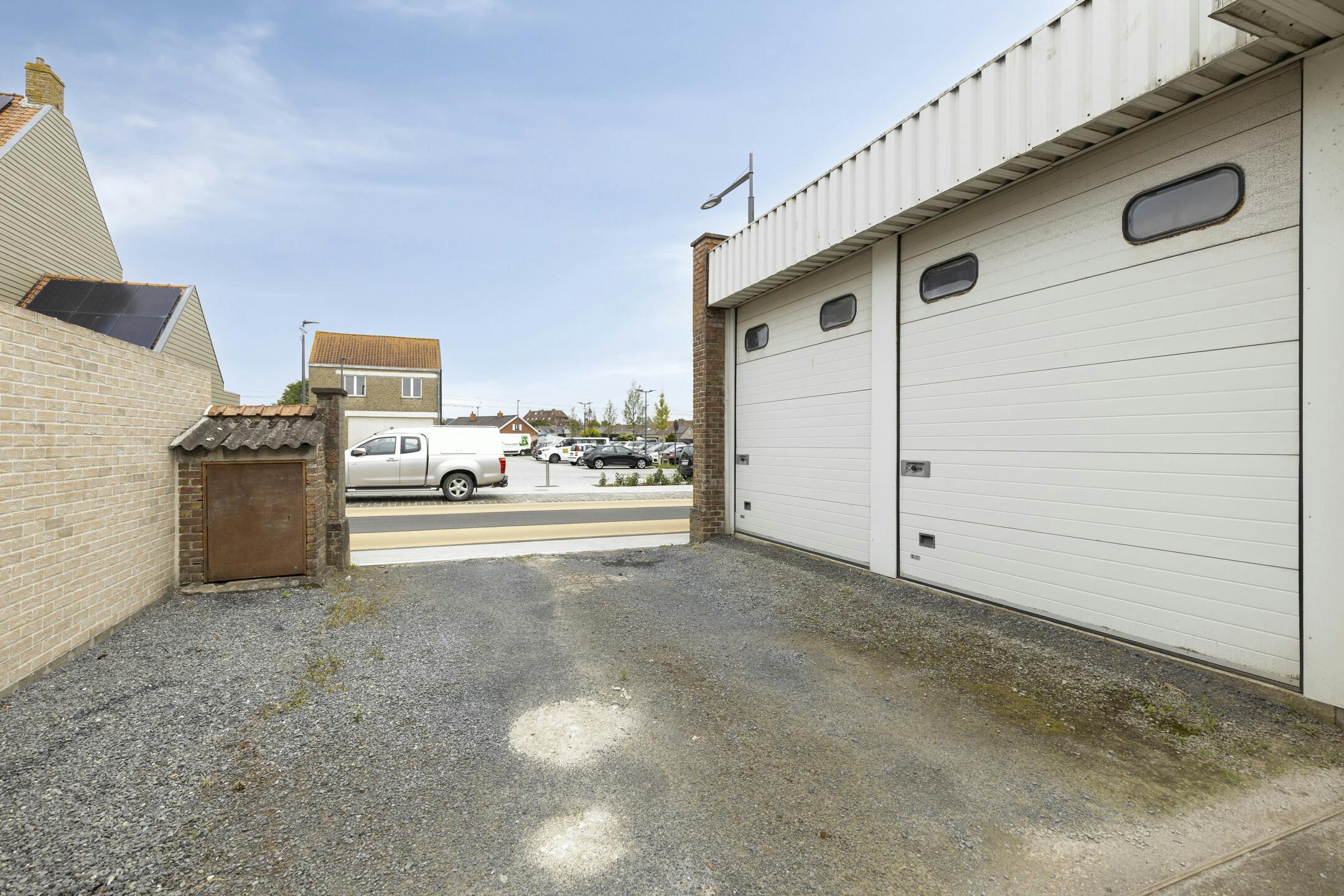 Woning met handelsgelijkvloers, atelier en garages te Veurne foto 26