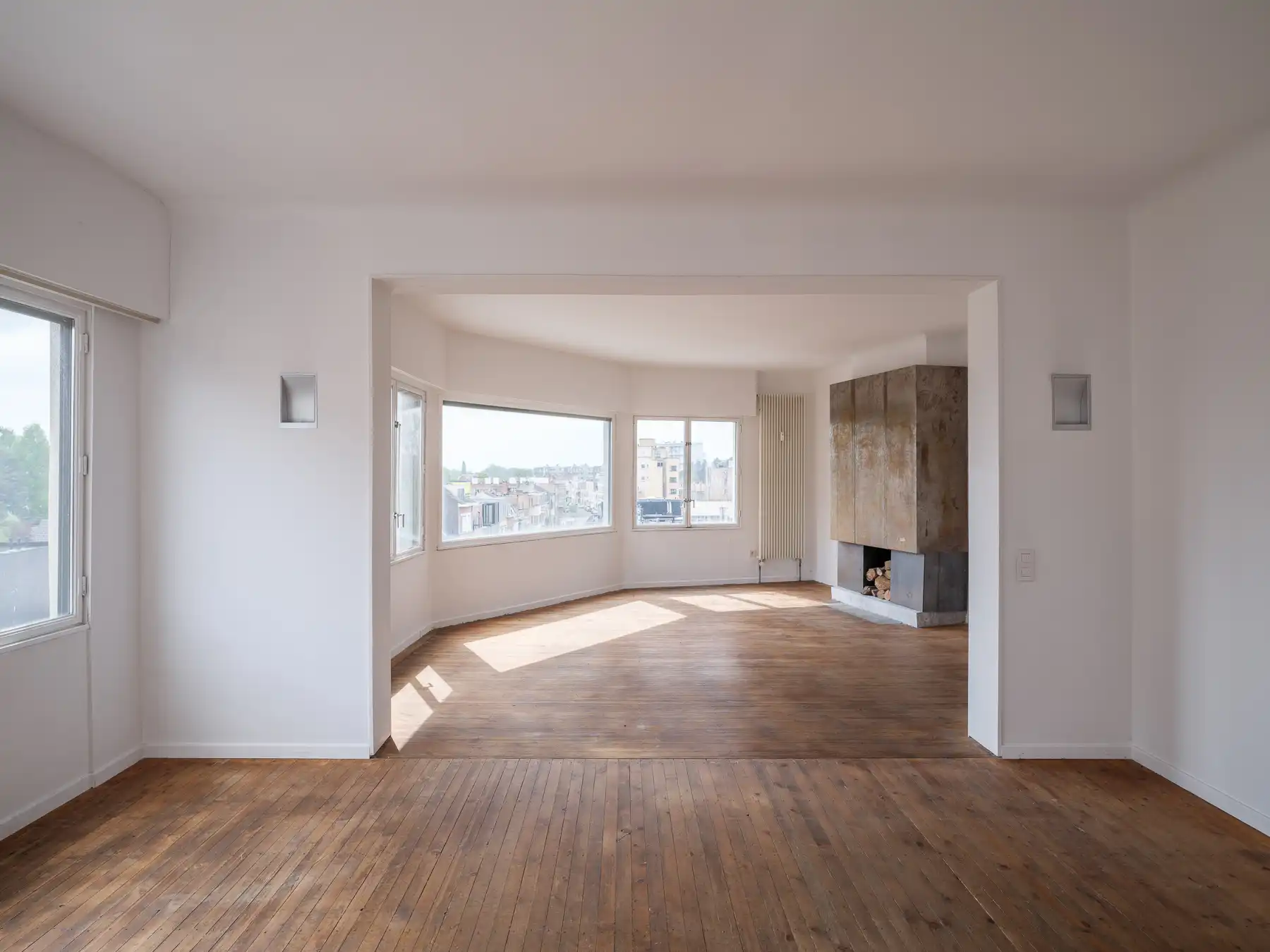 Lichtrijk hoekappartement nabij Sint-Pietersstation foto 4