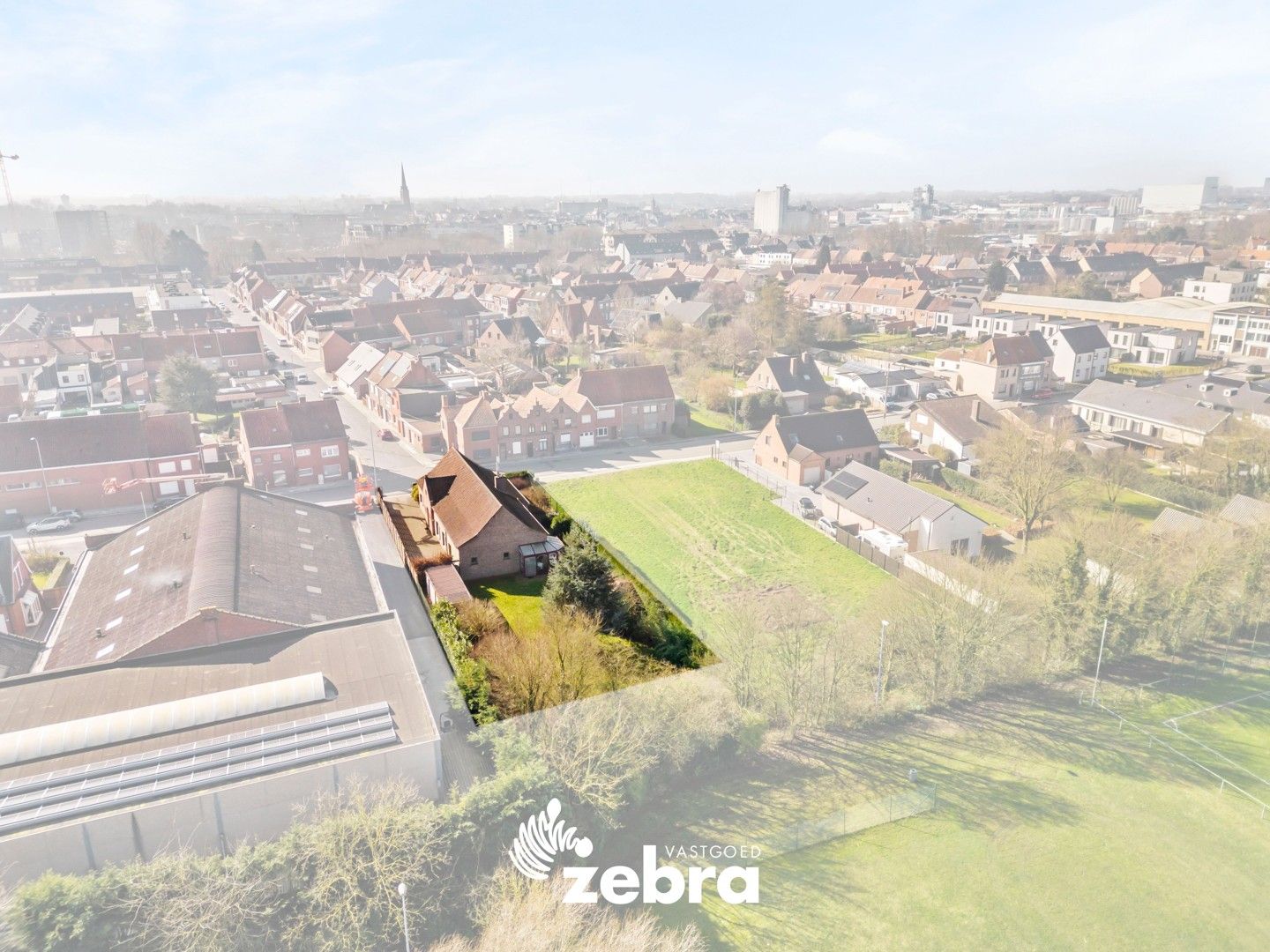 Charmante te renoveren villa met saunahuis in Izegem! foto 26