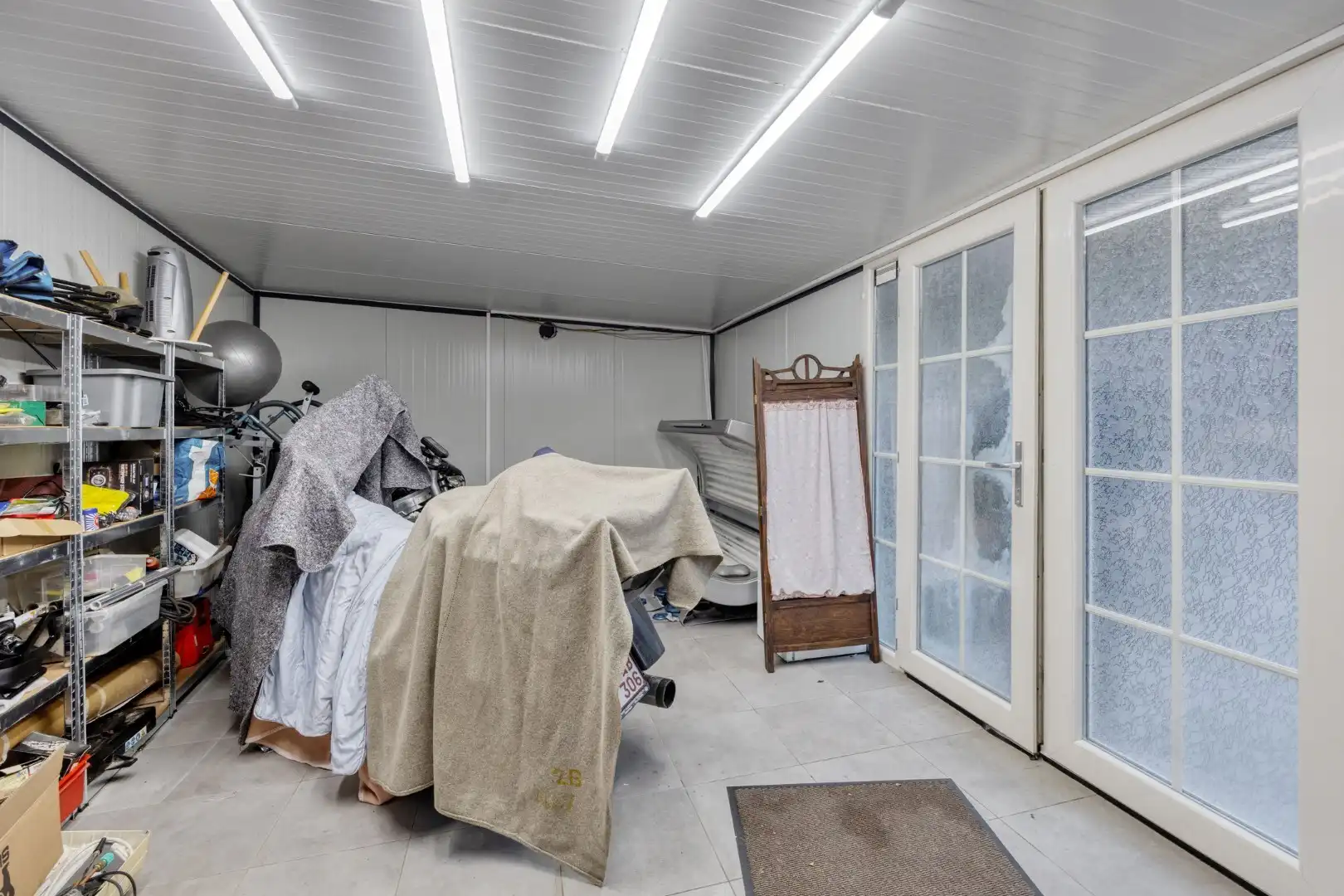 Ruime gezinswoning in rustige centrumligging foto 22