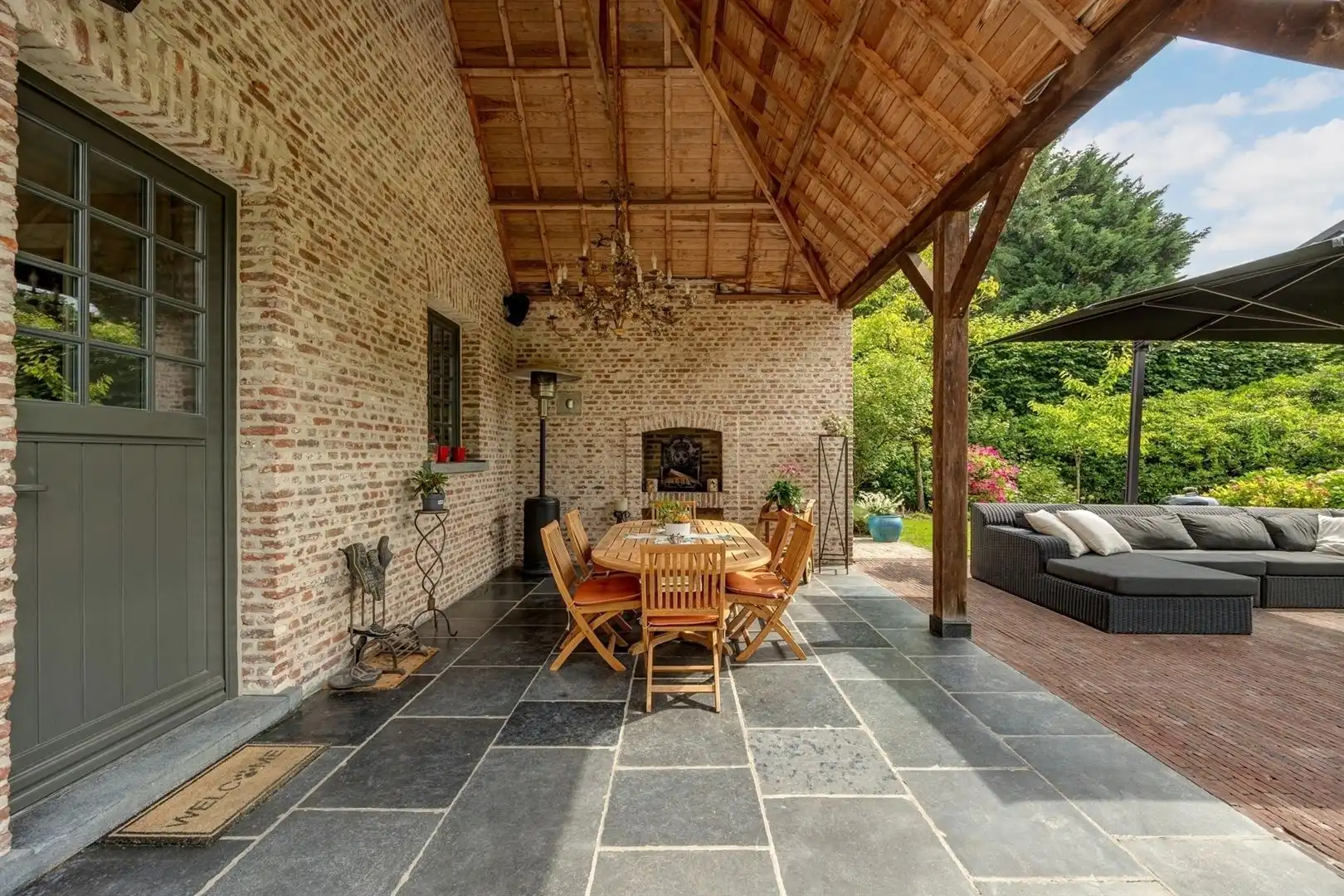 Uitzonderlijke villa met 615 m² woonoppervlakte in KONINGSHOF foto 18