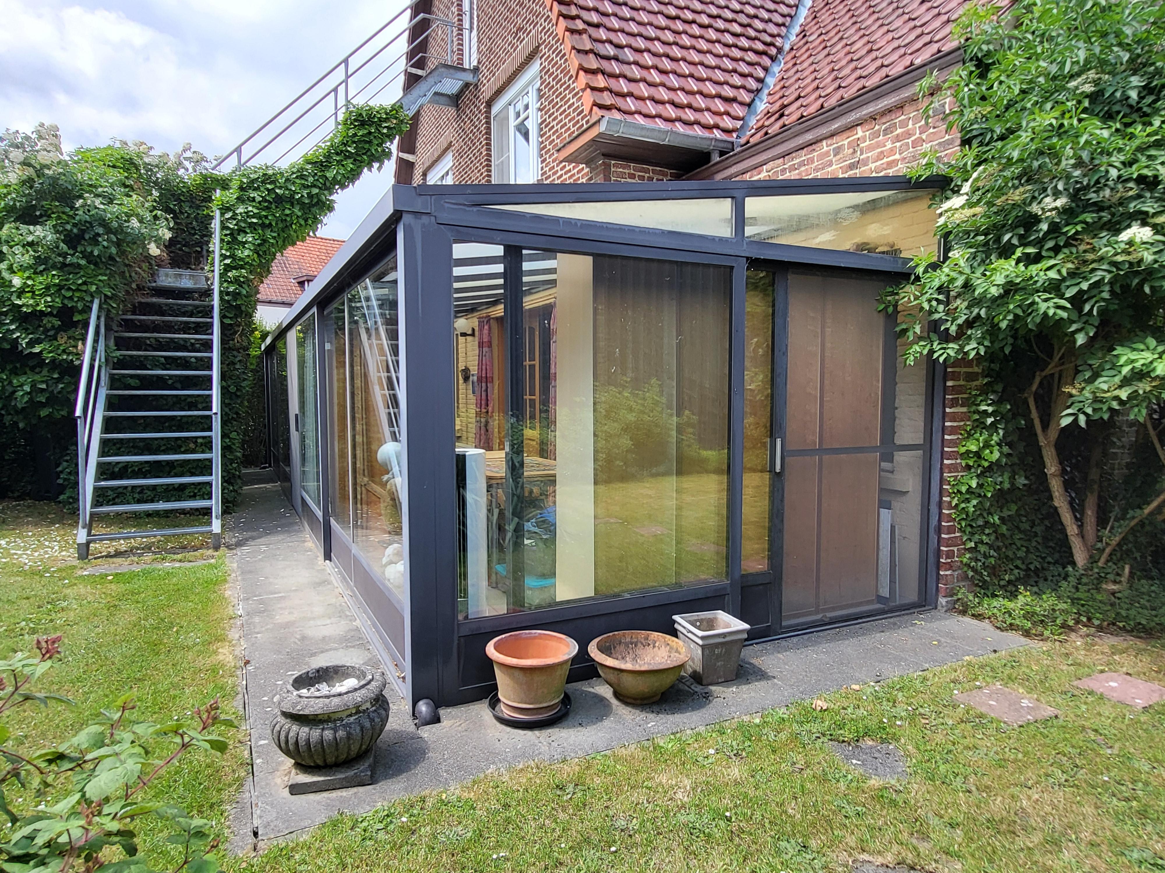 Charmante open bebouwing op 488m² met mooie aangelegde tuin.  foto 8
