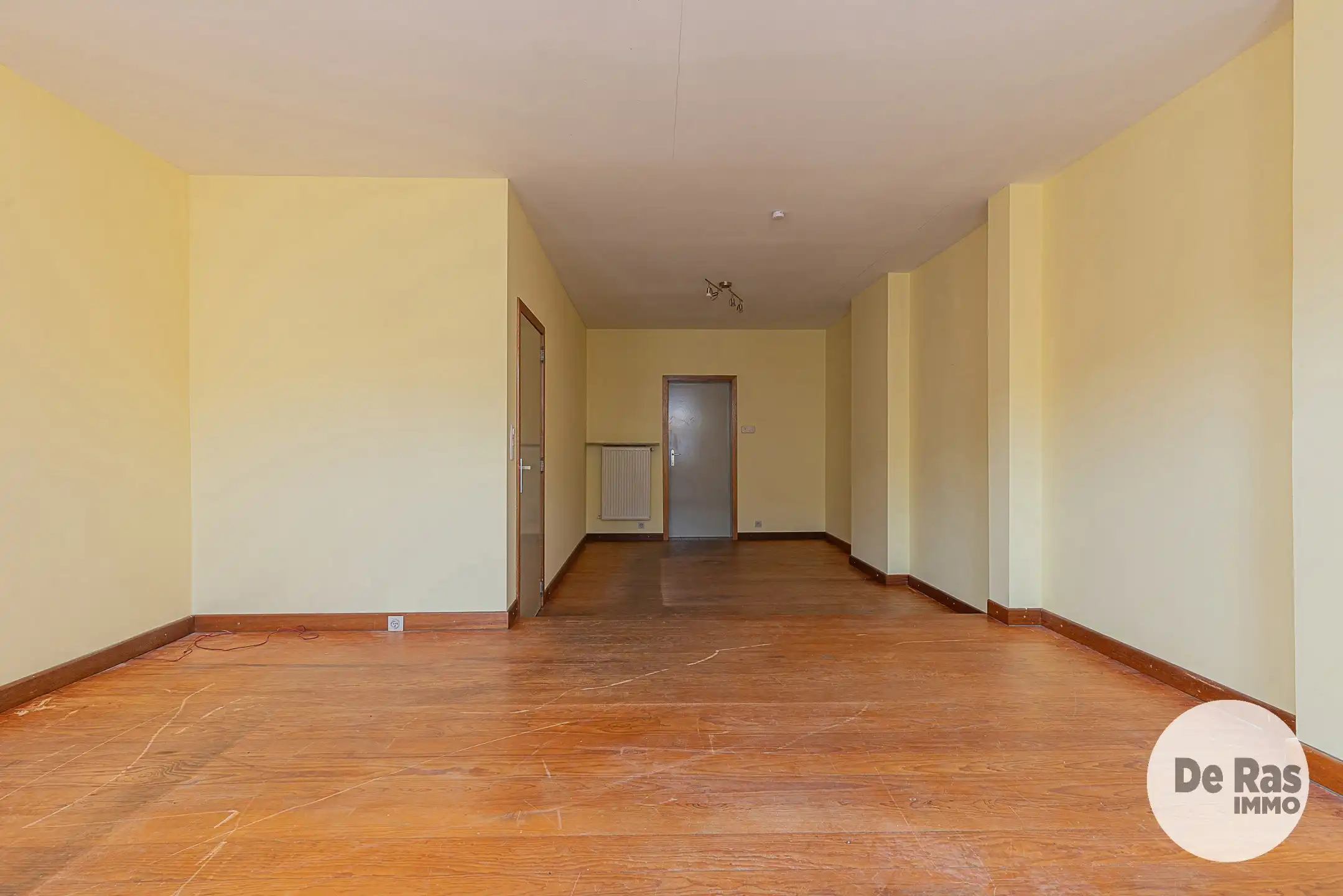DENDERMONDE - Handelsruimte met ruime tuin en appartement foto 10