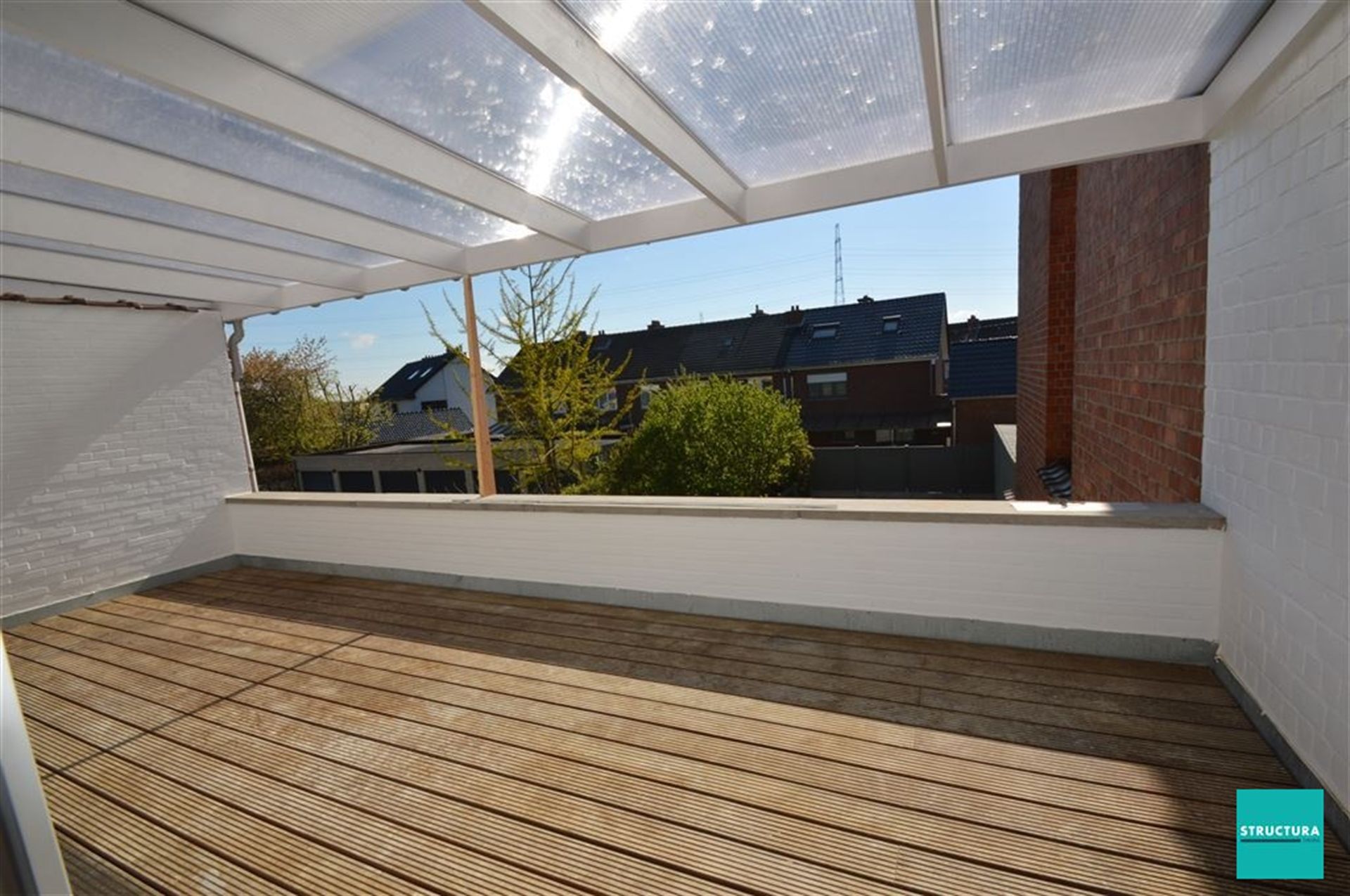 Appartement met 2 slaapkamers en groot terras foto 9