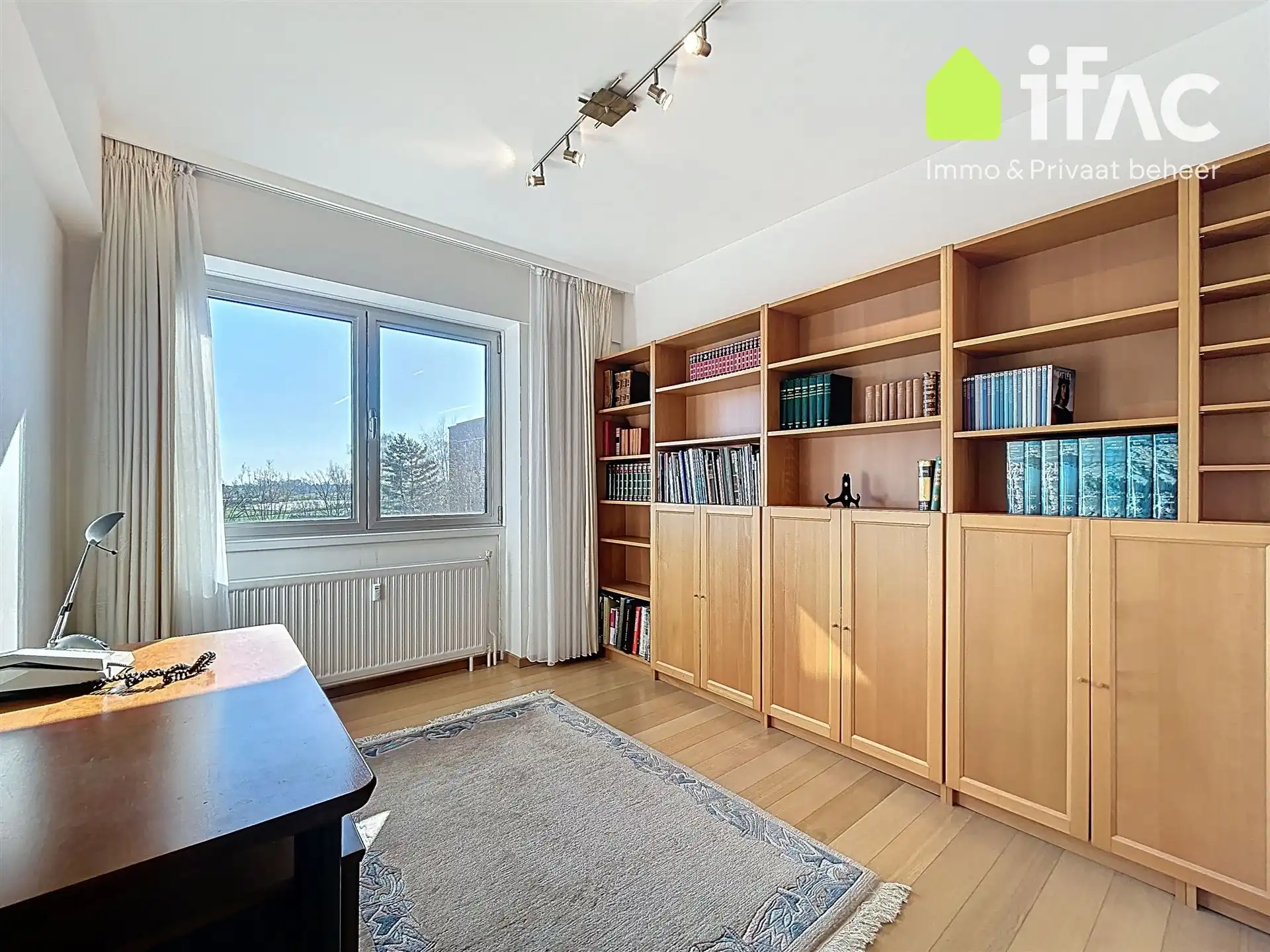 Ruim appartement met 3 slaap-, 2 badkamers en garagebox  foto 15