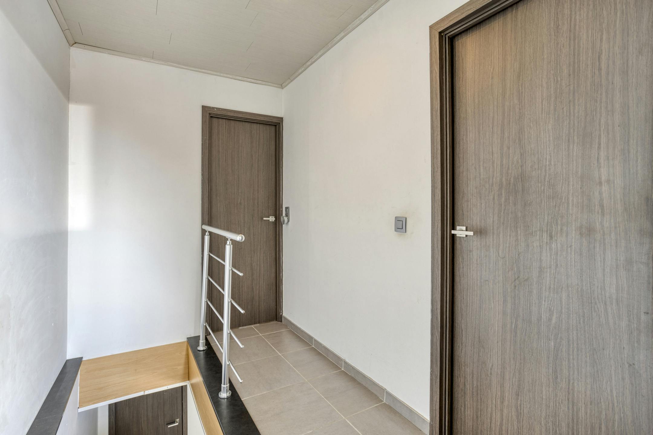 Prachtig gerenoveerde en energiezuinige starterswoning foto 18