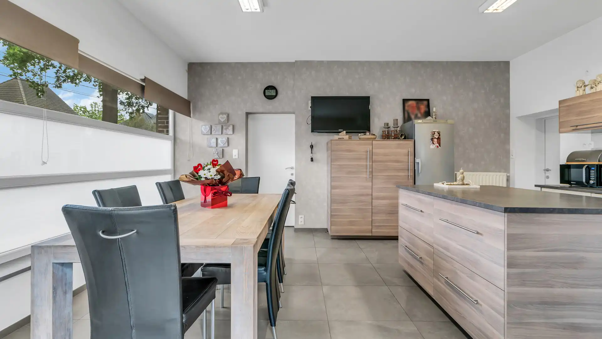 Gerenoveerde woning met handelspand te Dilsen-Stokkem foto 15