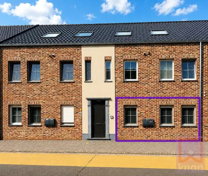 Volledig instapklaar gelijkvloers appartement met 2 slaapkamers, ruime tuin én garagebox foto 2