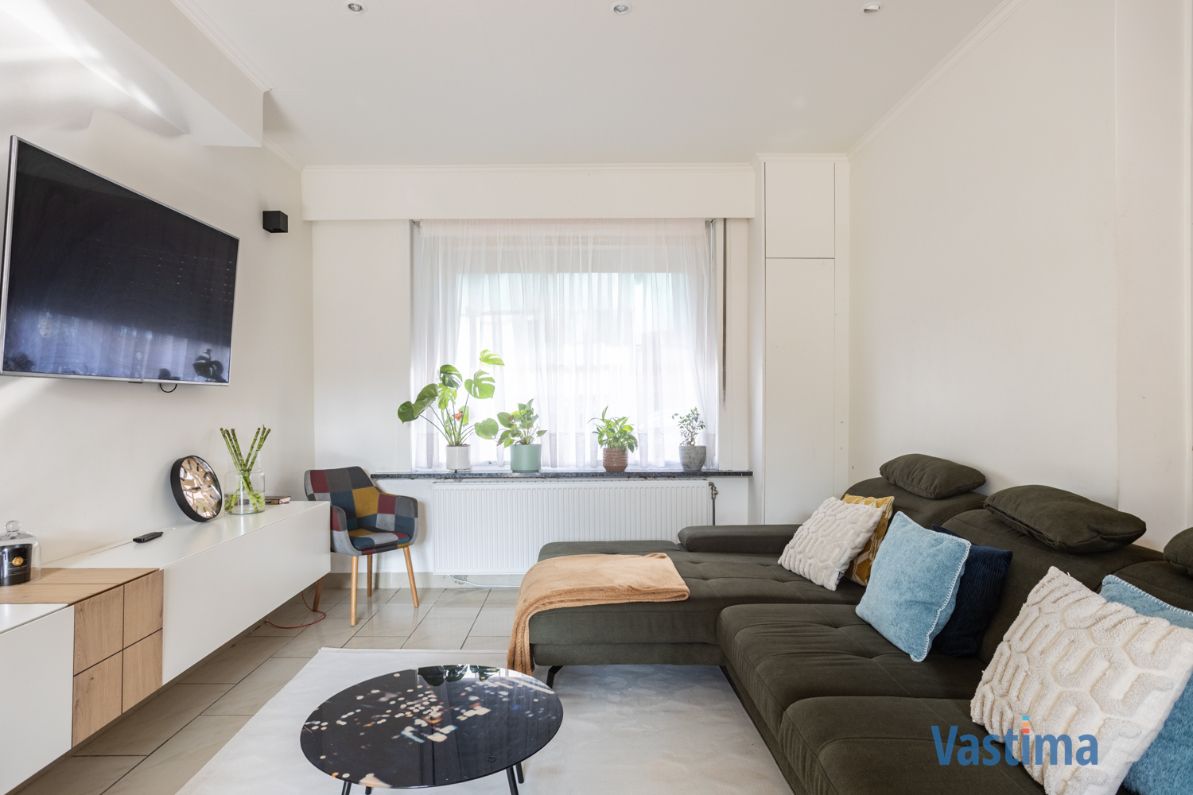 Ruime woning met 4 slaapkamers en buitenruimte centrum Aalst foto 4