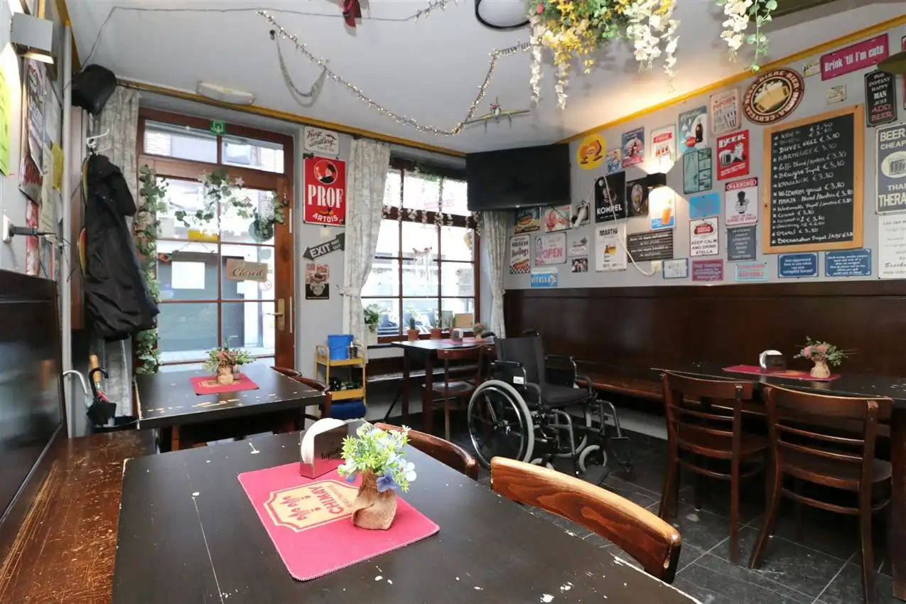 Authentiek bruin café in hartje Scherpenheuvel foto 39