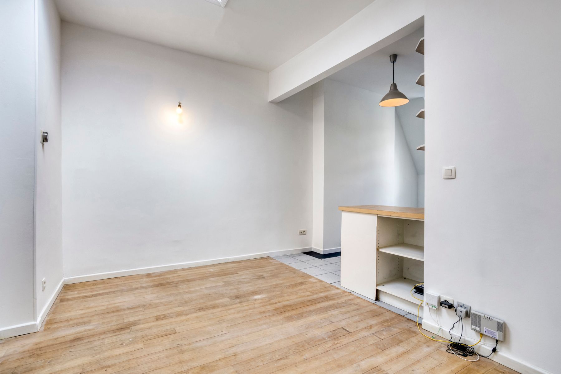 Charmante studio in hartje Brussel te koop foto 4