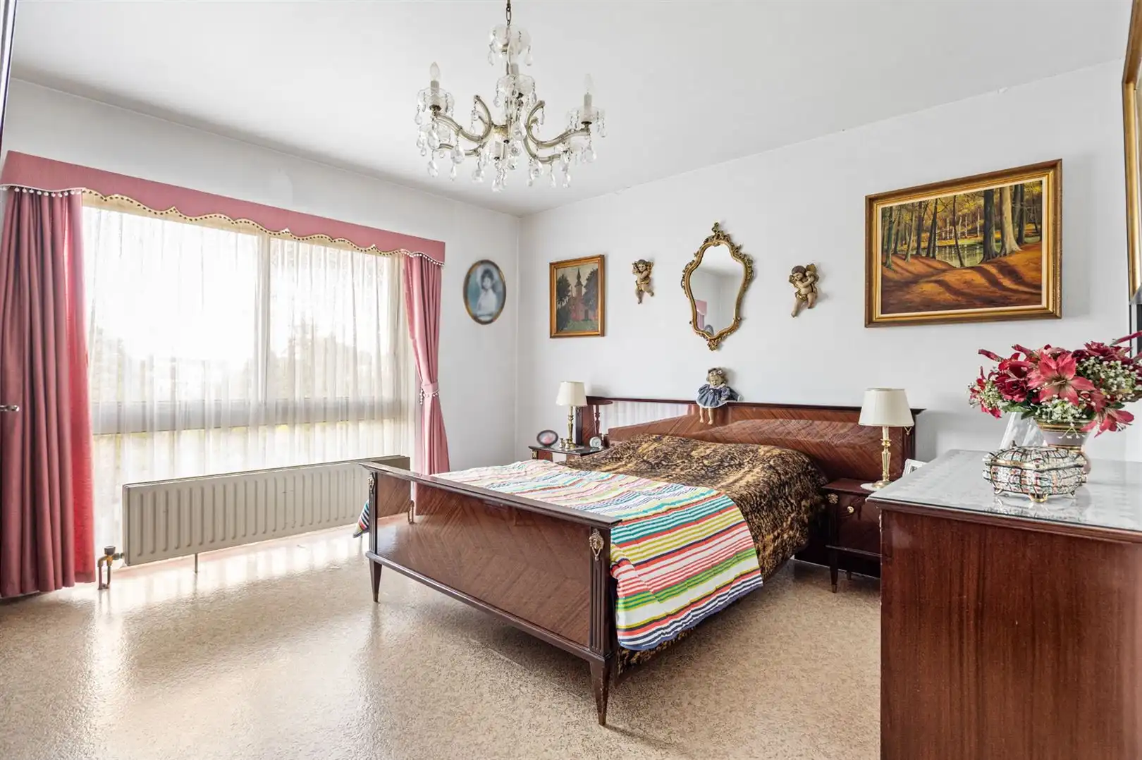 Ruim 3-slaapkamerappartement in Deurne-zuid foto 9