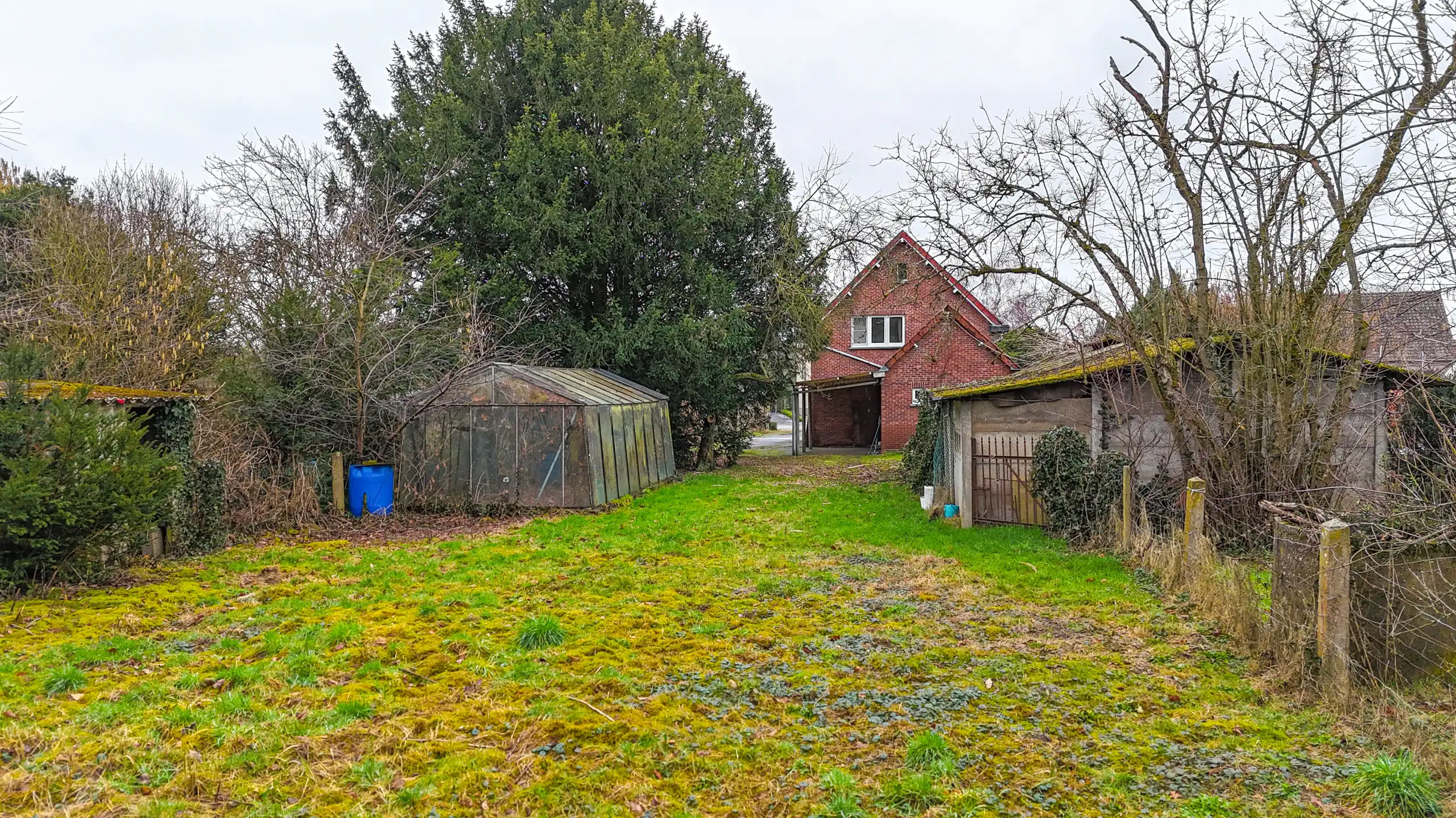 Open bebouwing met 3 slpks op ruim perceel nabij bos! foto 27