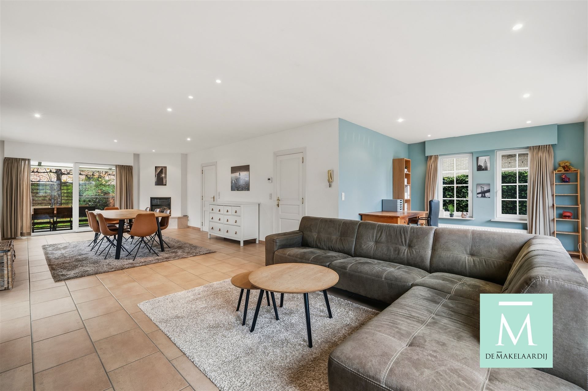 Ruime gezinswoning met zonnige tuin te huur in het rustige Sint-Katelijne-Waver! foto 3