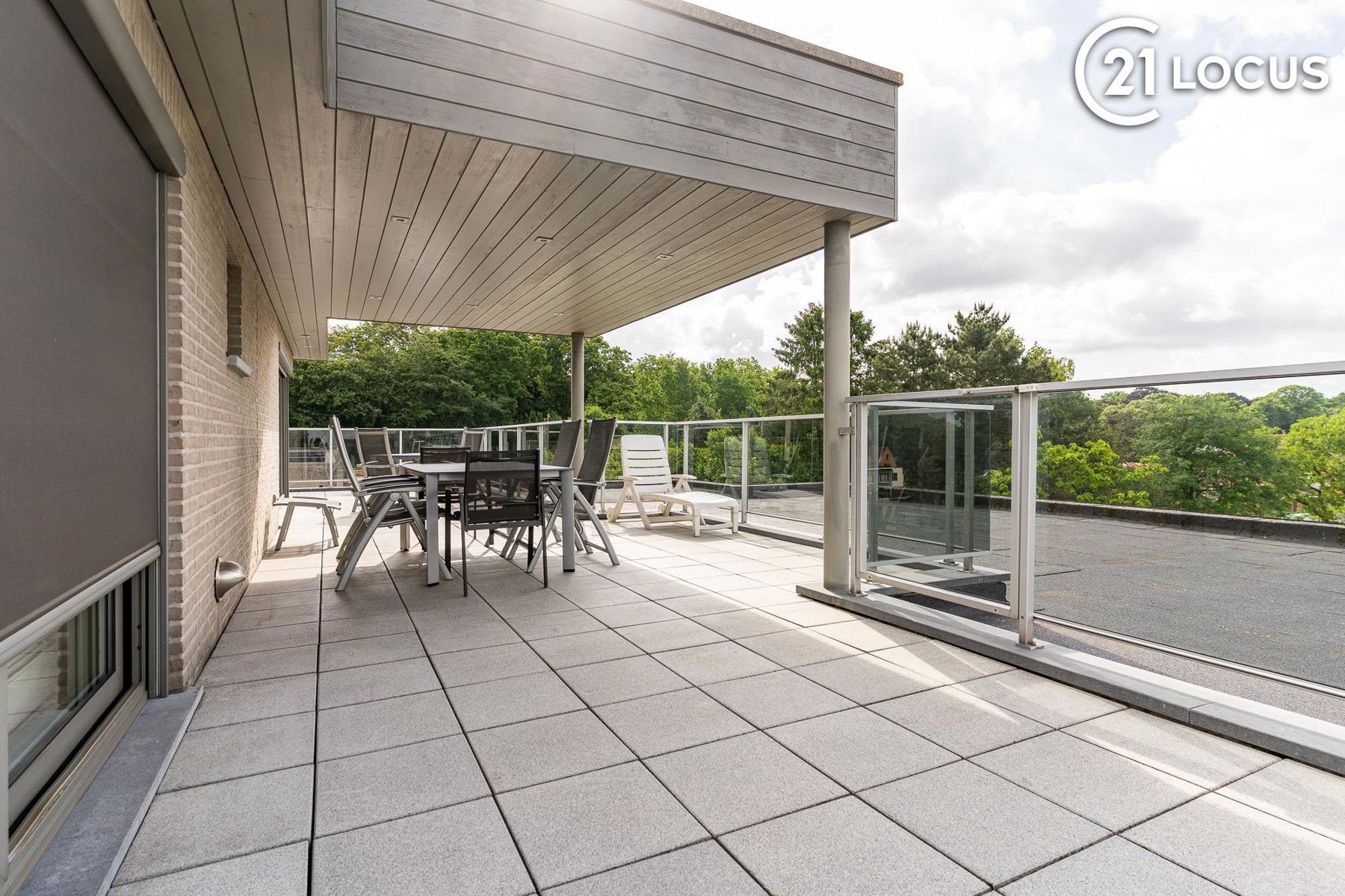 Penthouse Belsele – 192 m² Wooncomfort, 150 m² Zonnig Terras foto 3
