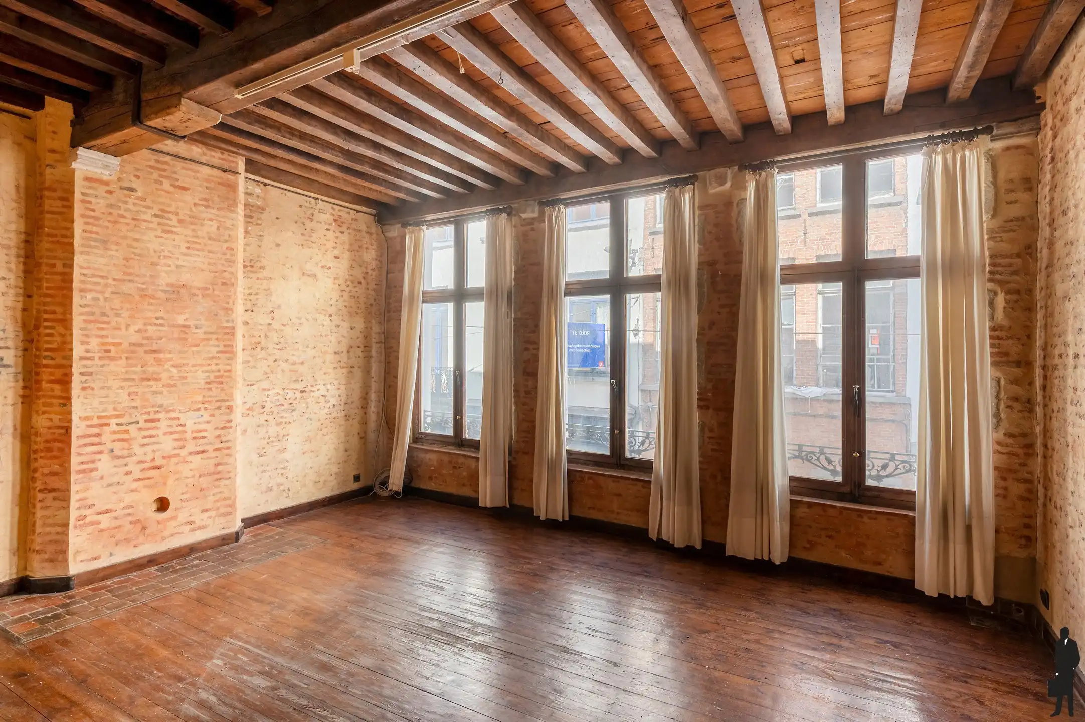 Karakterwoning met atelier en terras foto 12