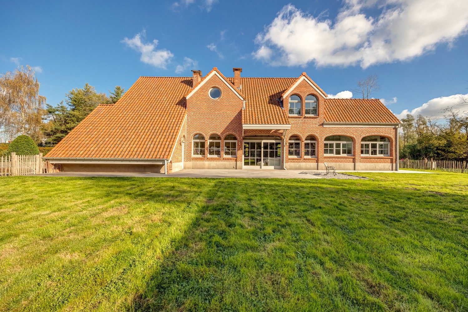 Landelijke charme villa met prachtige tuin grenzend aan natuurgebied foto 10