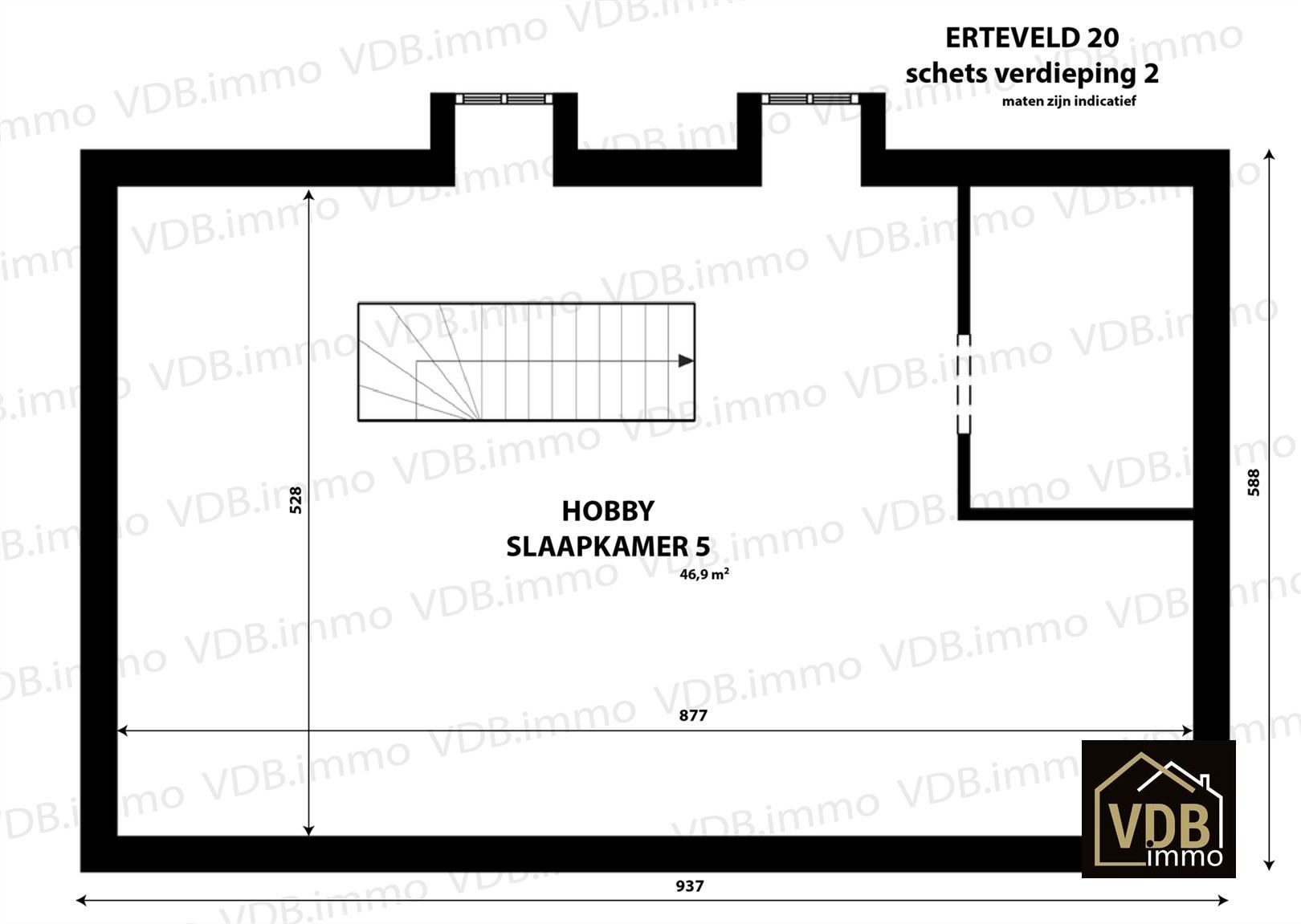 VILLA MET 4 - 5 SLAAPKAMERS - 2 BADKAMERS - 3 TOILETTEN - GARAGE - KELDER EN ZOLDER foto 67